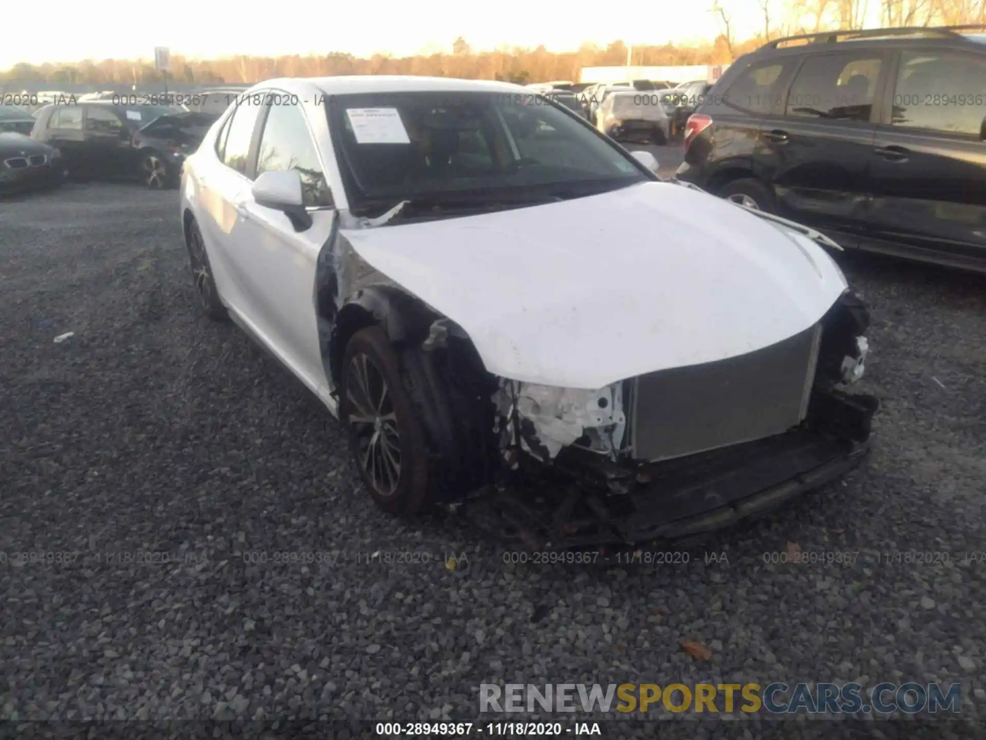 1 Photograph of a damaged car 4T1B11HK6KU795208 TOYOTA CAMRY 2019