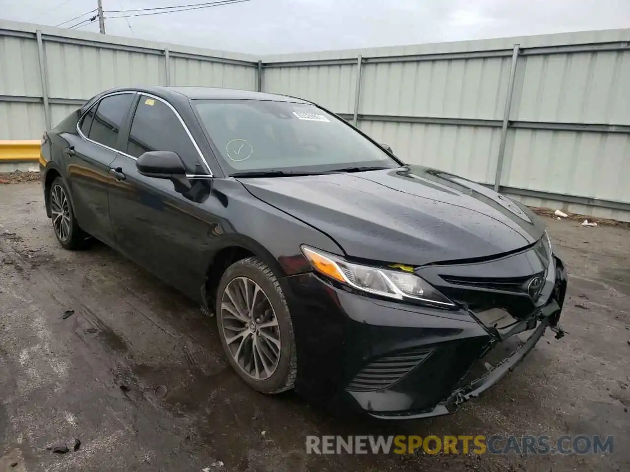 1 Photograph of a damaged car 4T1B11HK6KU795886 TOYOTA CAMRY 2019