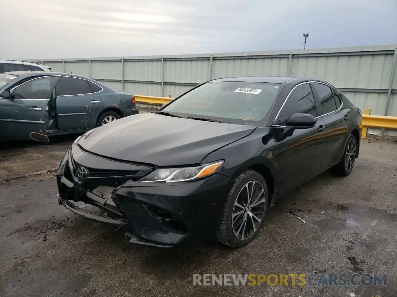 2 Photograph of a damaged car 4T1B11HK6KU795886 TOYOTA CAMRY 2019