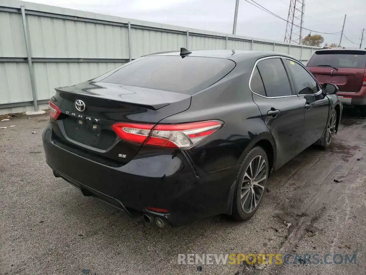 4 Photograph of a damaged car 4T1B11HK6KU795886 TOYOTA CAMRY 2019