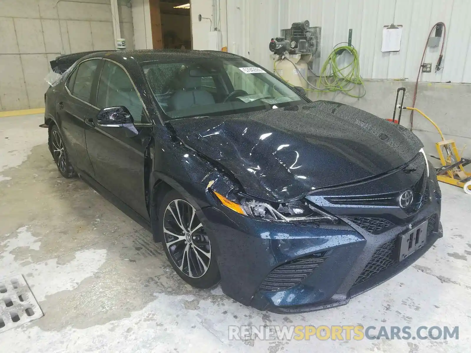 1 Photograph of a damaged car 4T1B11HK6KU796651 TOYOTA CAMRY 2019