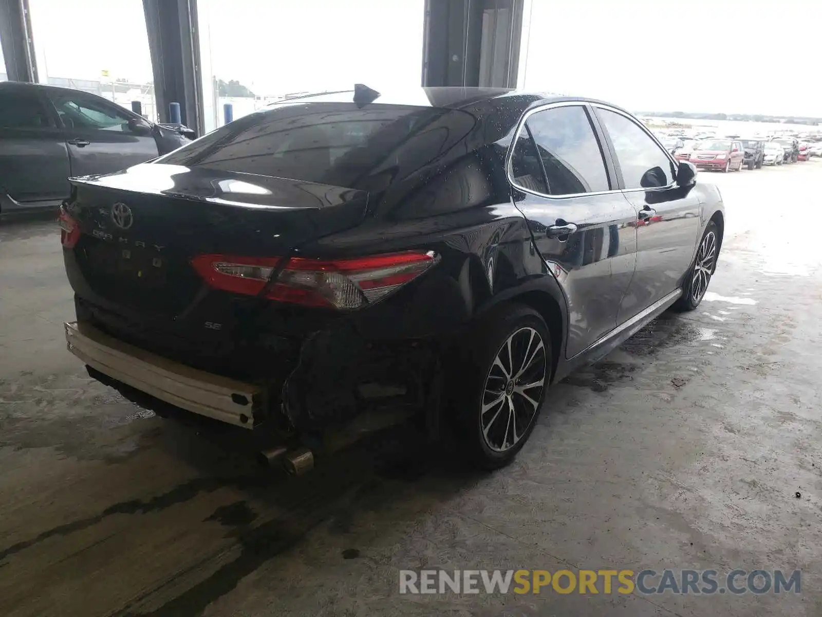 4 Photograph of a damaged car 4T1B11HK6KU799503 TOYOTA CAMRY 2019