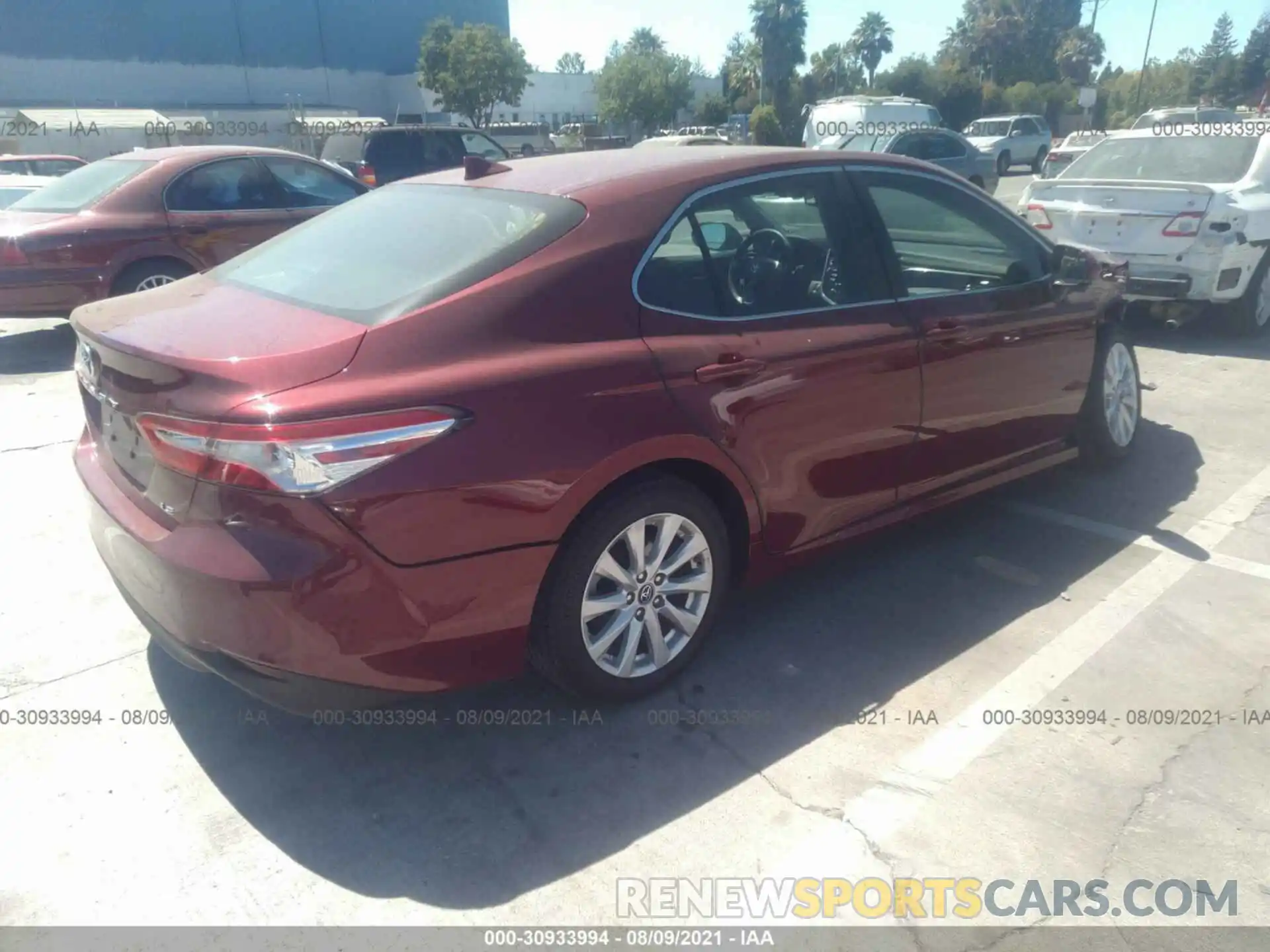 4 Photograph of a damaged car 4T1B11HK6KU800343 TOYOTA CAMRY 2019