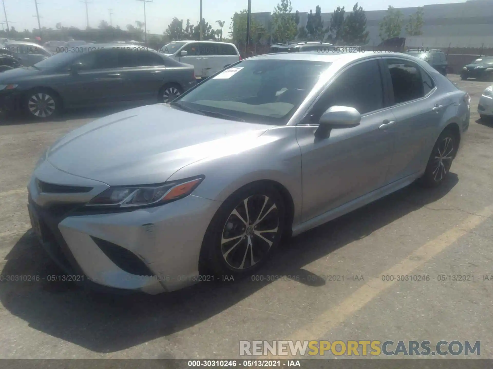 2 Photograph of a damaged car 4T1B11HK6KU801430 TOYOTA CAMRY 2019