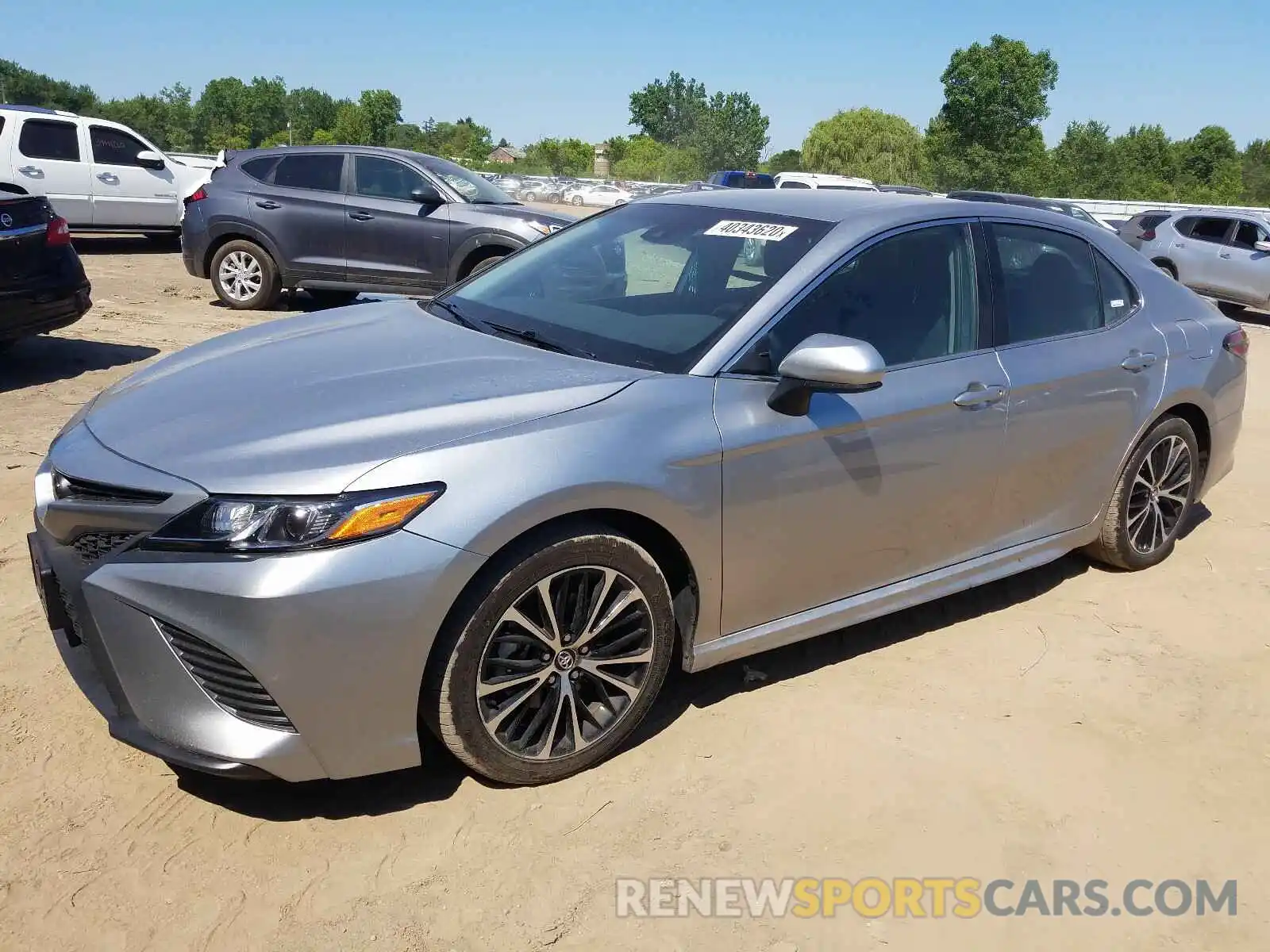 2 Photograph of a damaged car 4T1B11HK6KU804411 TOYOTA CAMRY 2019