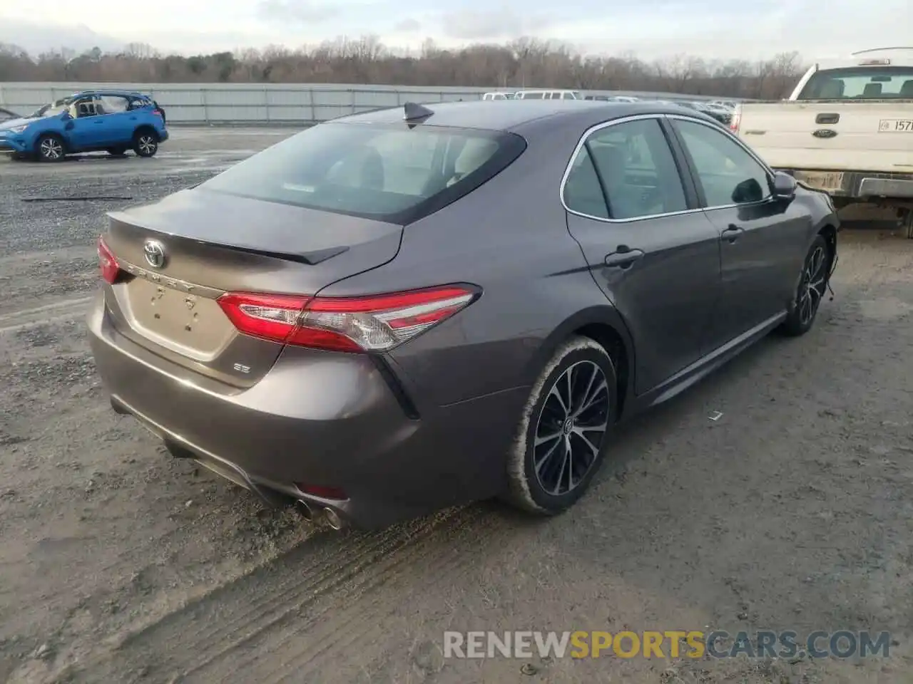 4 Photograph of a damaged car 4T1B11HK6KU806238 TOYOTA CAMRY 2019