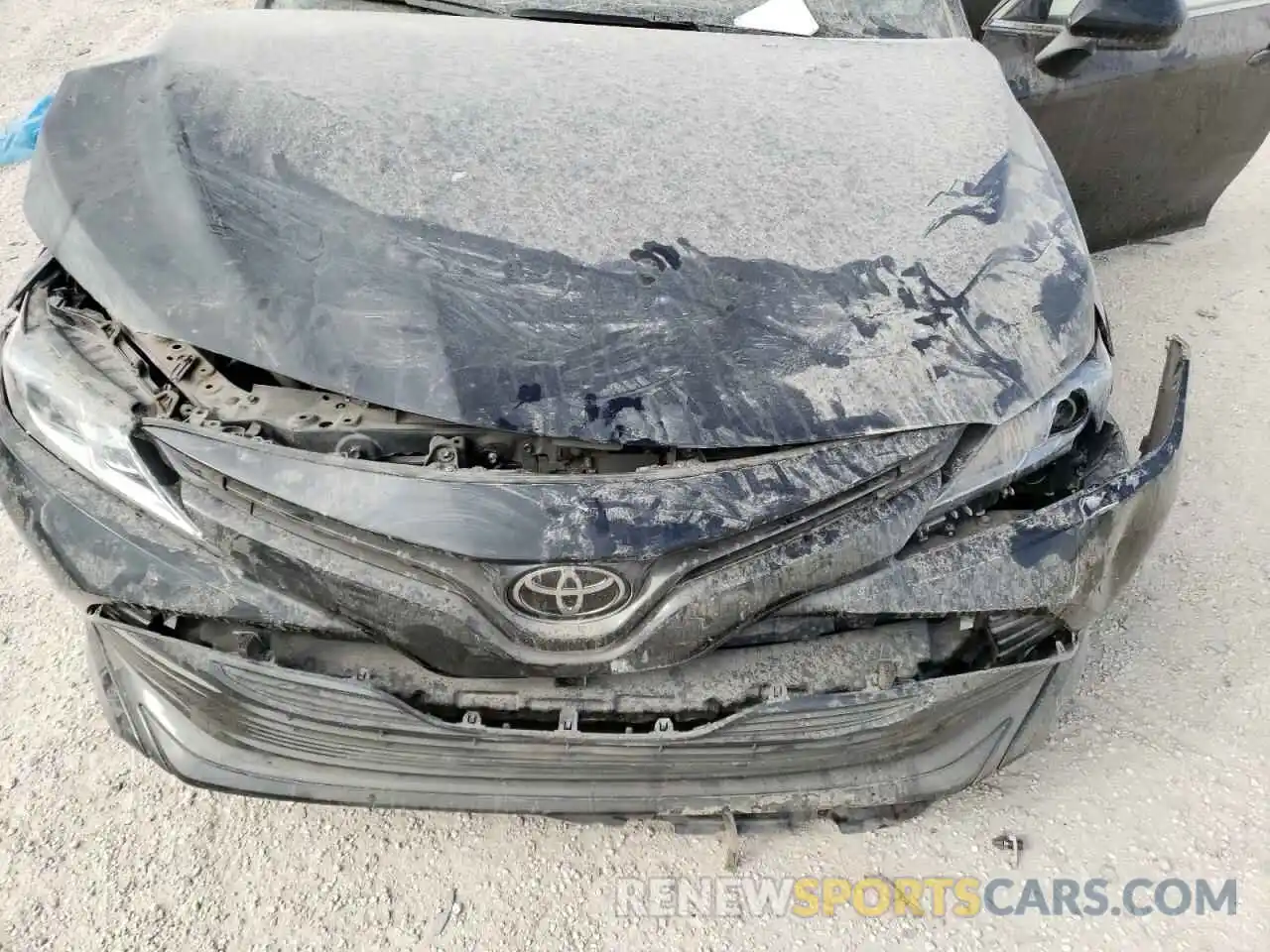 7 Photograph of a damaged car 4T1B11HK6KU807325 TOYOTA CAMRY 2019