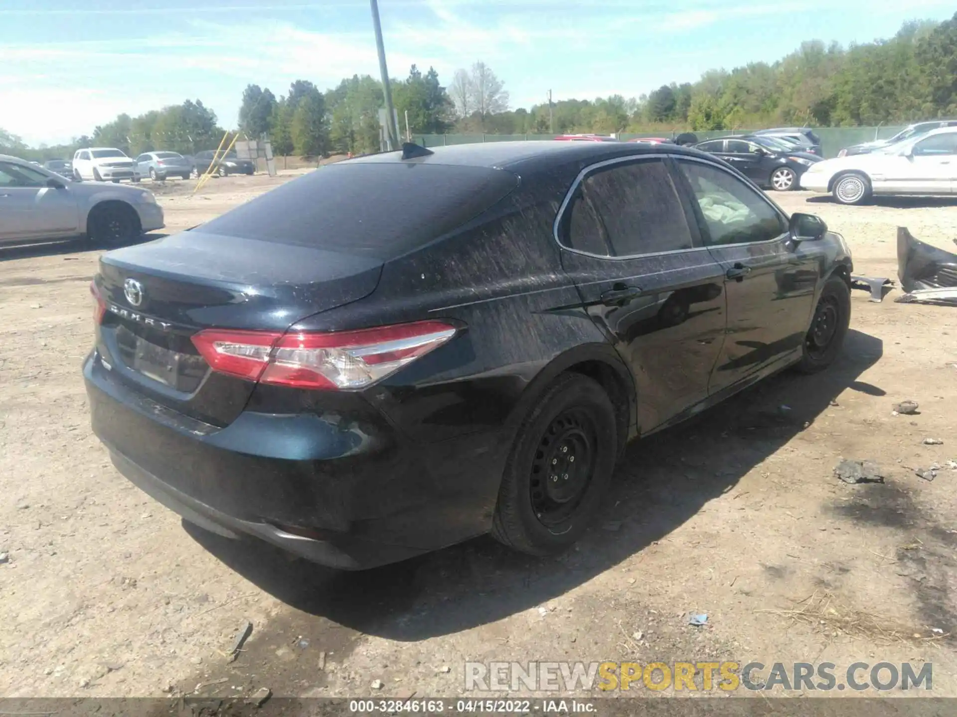 4 Photograph of a damaged car 4T1B11HK6KU809656 TOYOTA CAMRY 2019