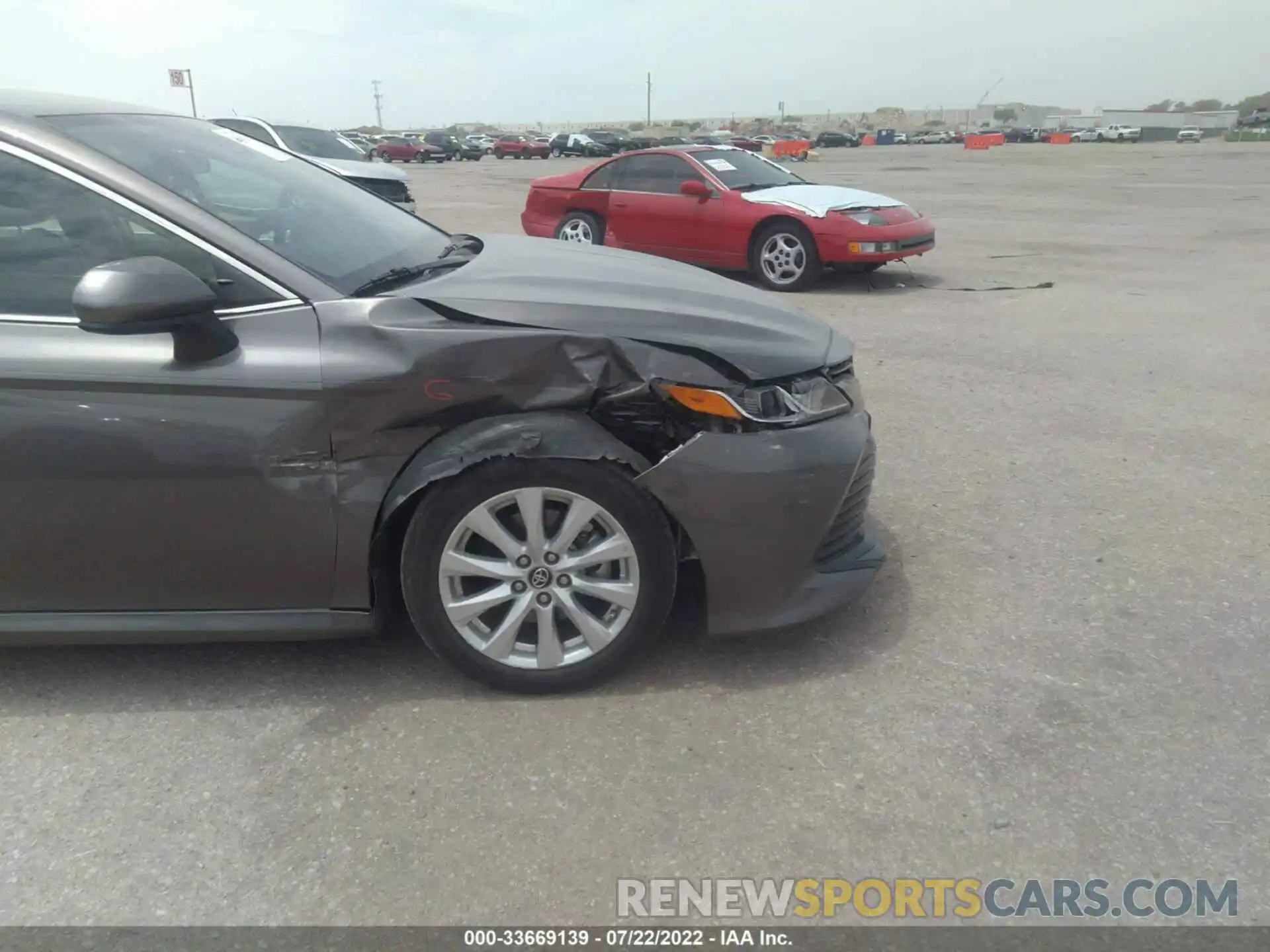 6 Photograph of a damaged car 4T1B11HK6KU812475 TOYOTA CAMRY 2019