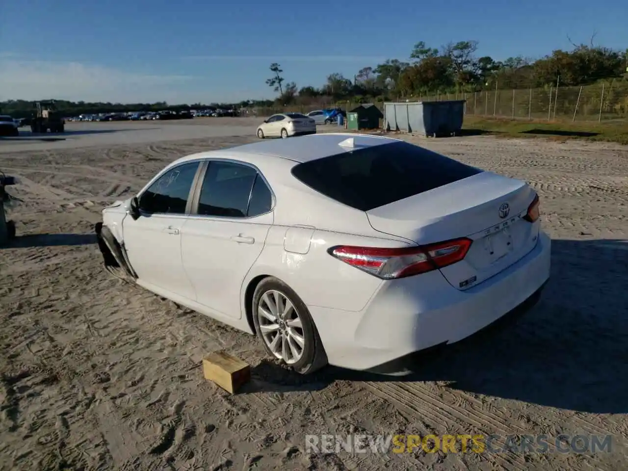 3 Photograph of a damaged car 4T1B11HK6KU815361 TOYOTA CAMRY 2019