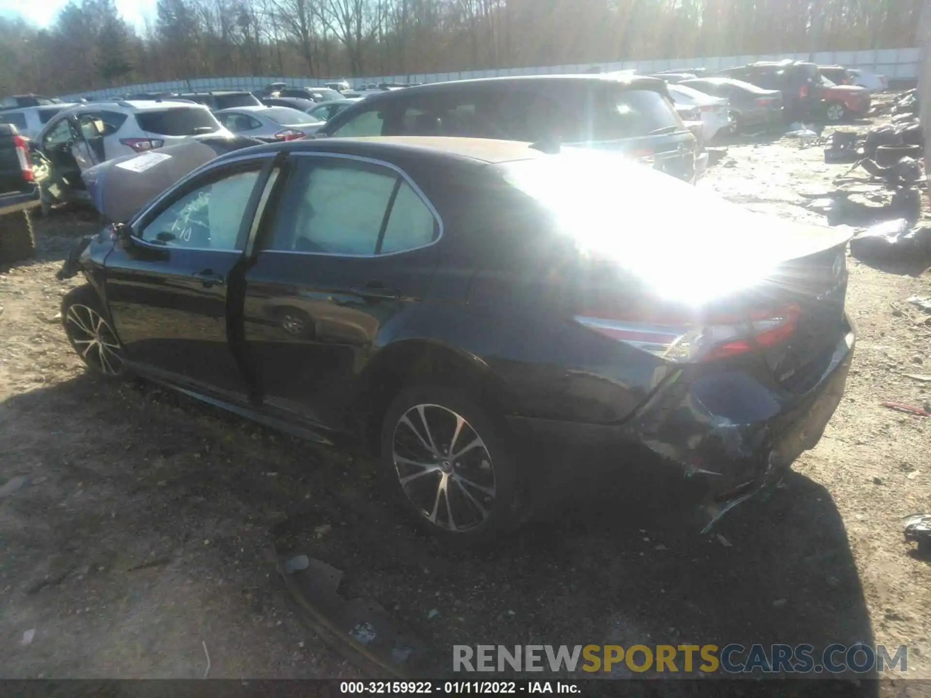 3 Photograph of a damaged car 4T1B11HK6KU816123 TOYOTA CAMRY 2019