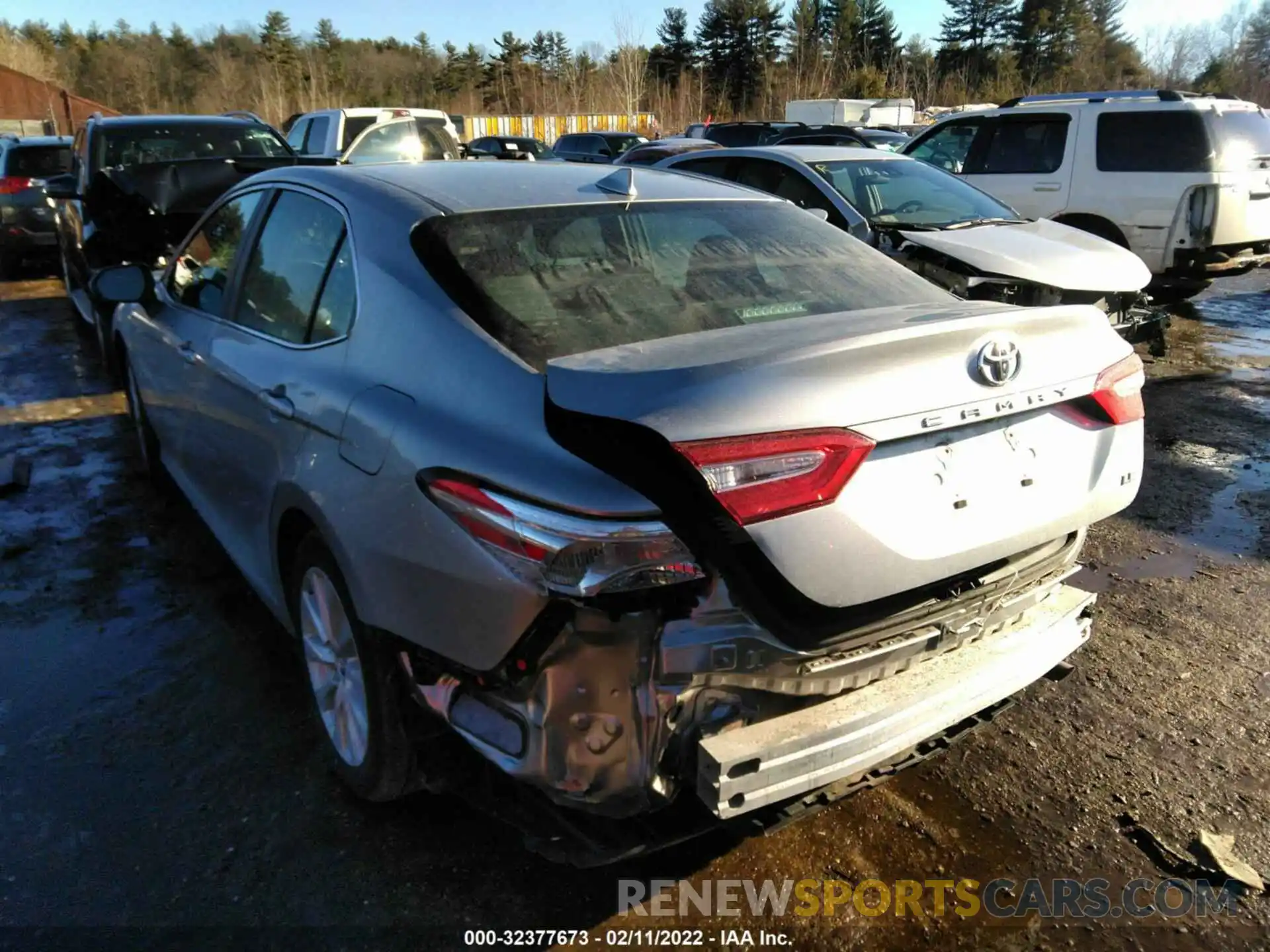 3 Photograph of a damaged car 4T1B11HK6KU816459 TOYOTA CAMRY 2019