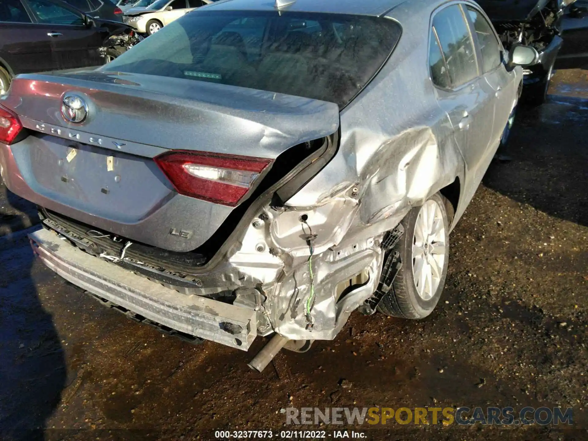 6 Photograph of a damaged car 4T1B11HK6KU816459 TOYOTA CAMRY 2019