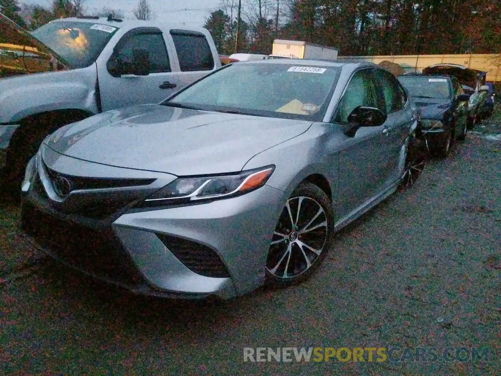 2 Photograph of a damaged car 4T1B11HK6KU817367 TOYOTA CAMRY 2019