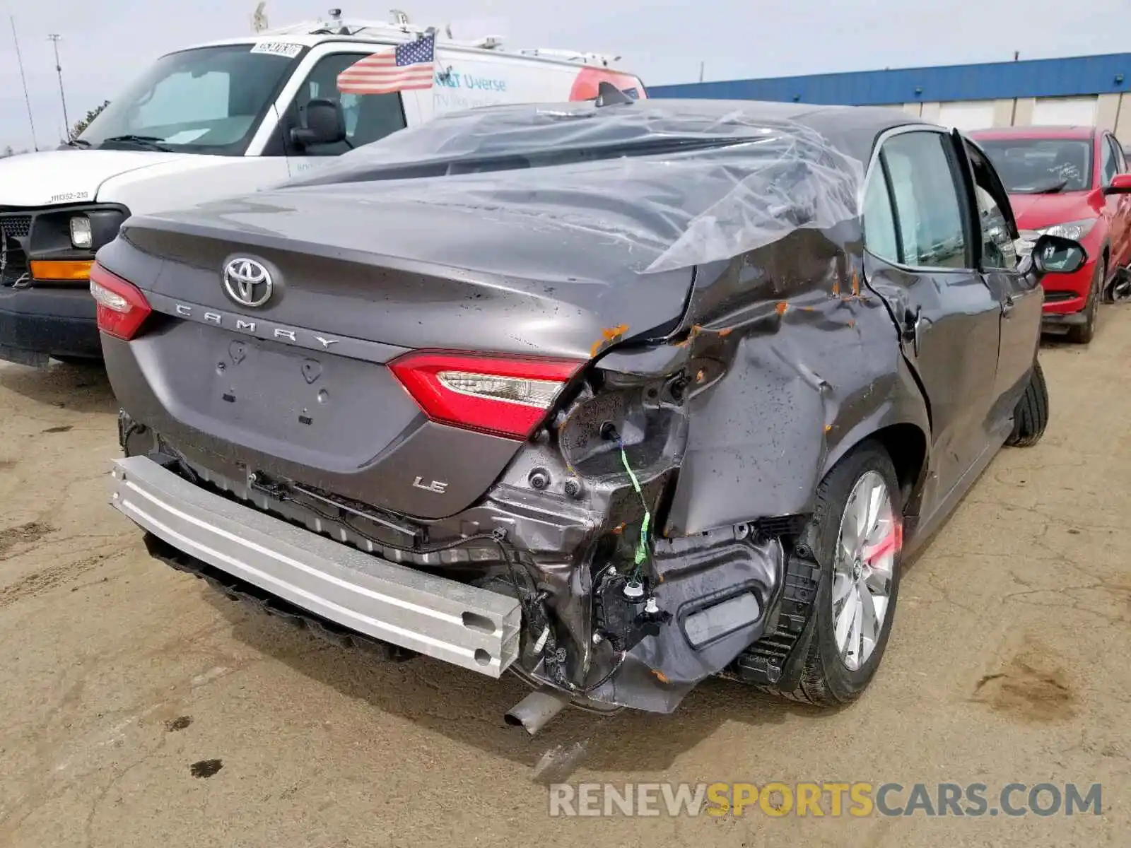 4 Photograph of a damaged car 4T1B11HK6KU817997 TOYOTA CAMRY 2019