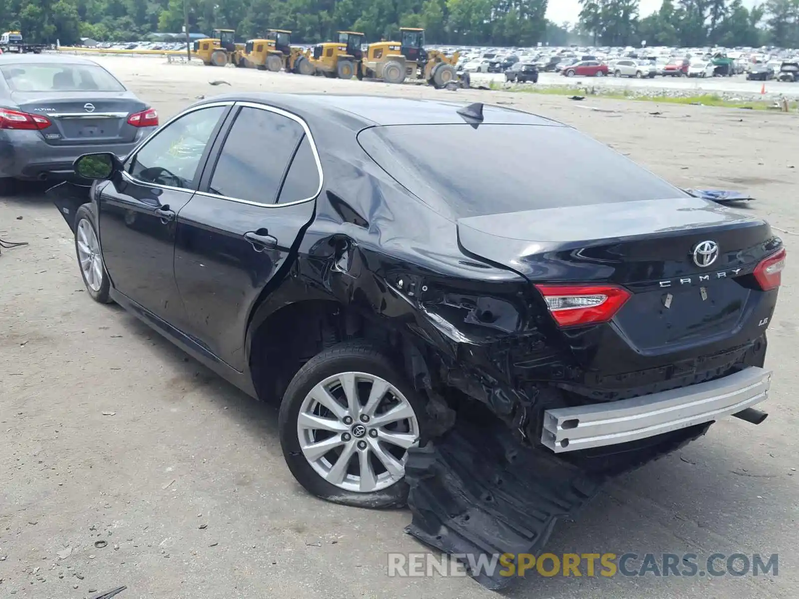 3 Photograph of a damaged car 4T1B11HK6KU819023 TOYOTA CAMRY 2019