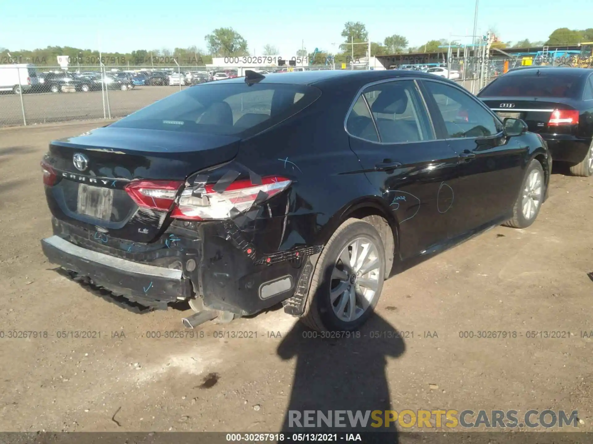 4 Photograph of a damaged car 4T1B11HK6KU819314 TOYOTA CAMRY 2019