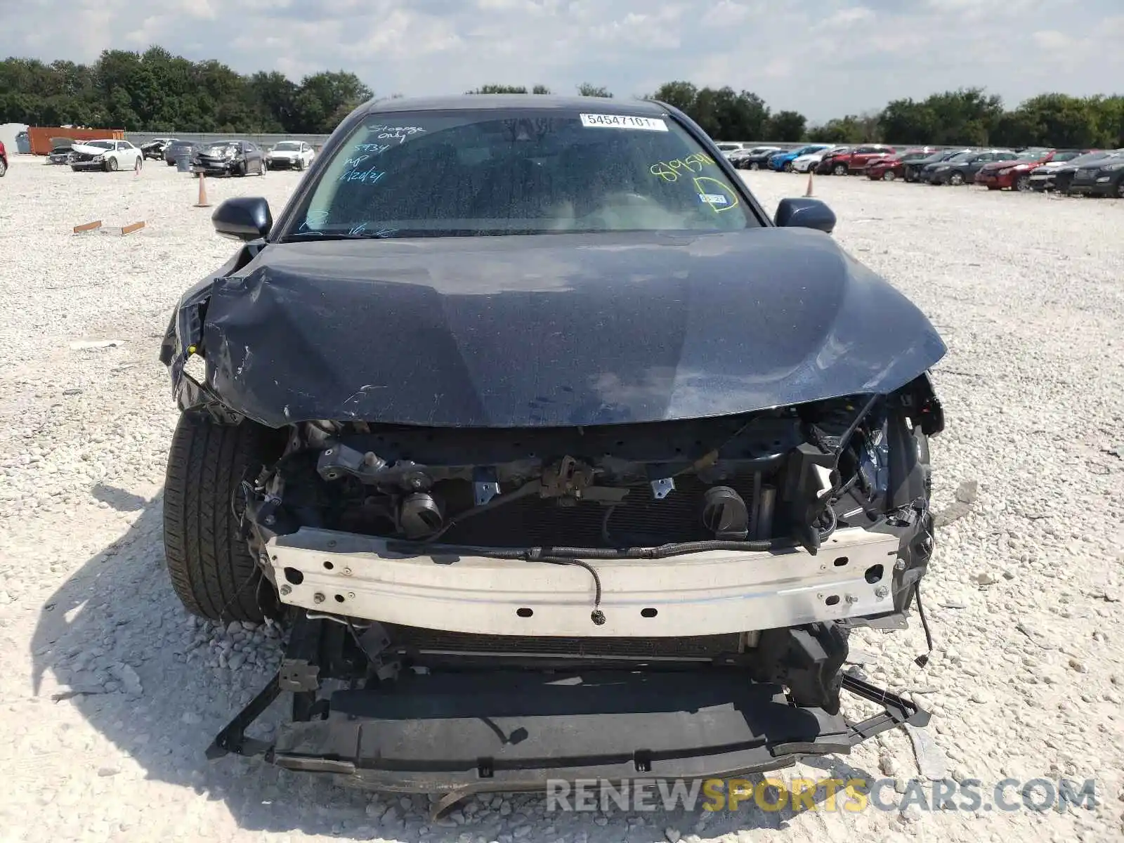 9 Photograph of a damaged car 4T1B11HK6KU819541 TOYOTA CAMRY 2019