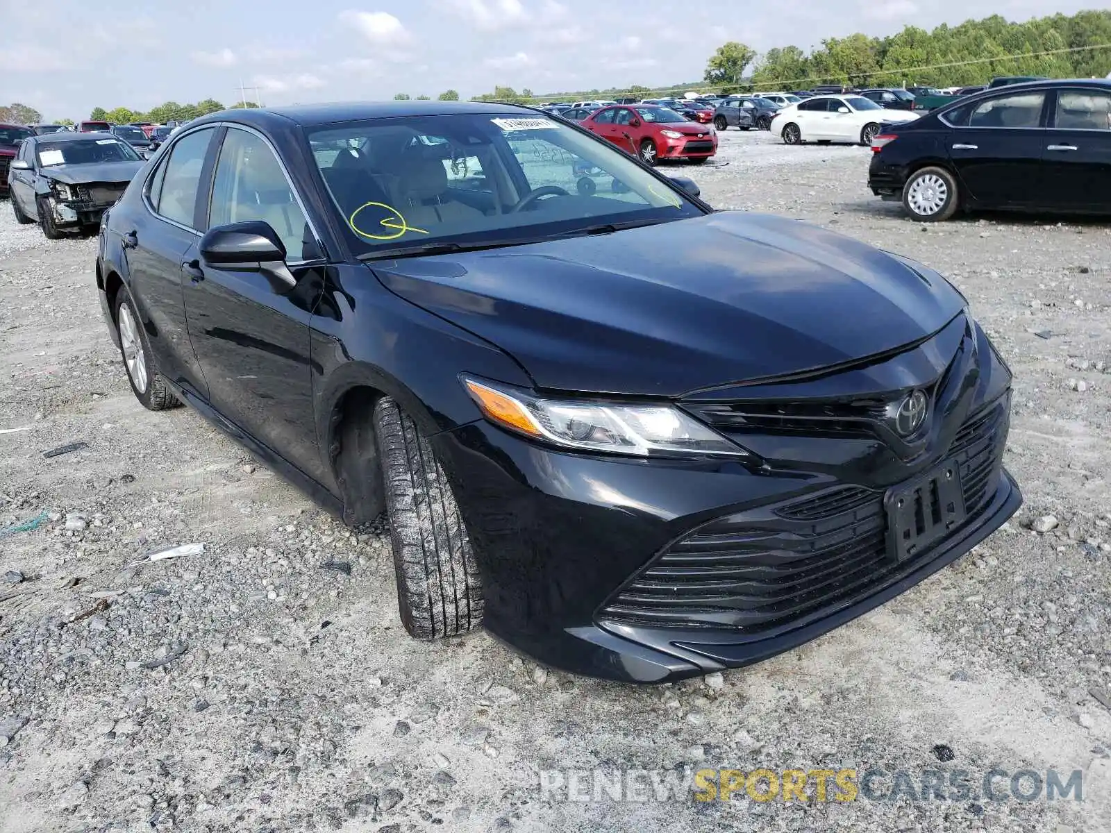 1 Photograph of a damaged car 4T1B11HK6KU819944 TOYOTA CAMRY 2019