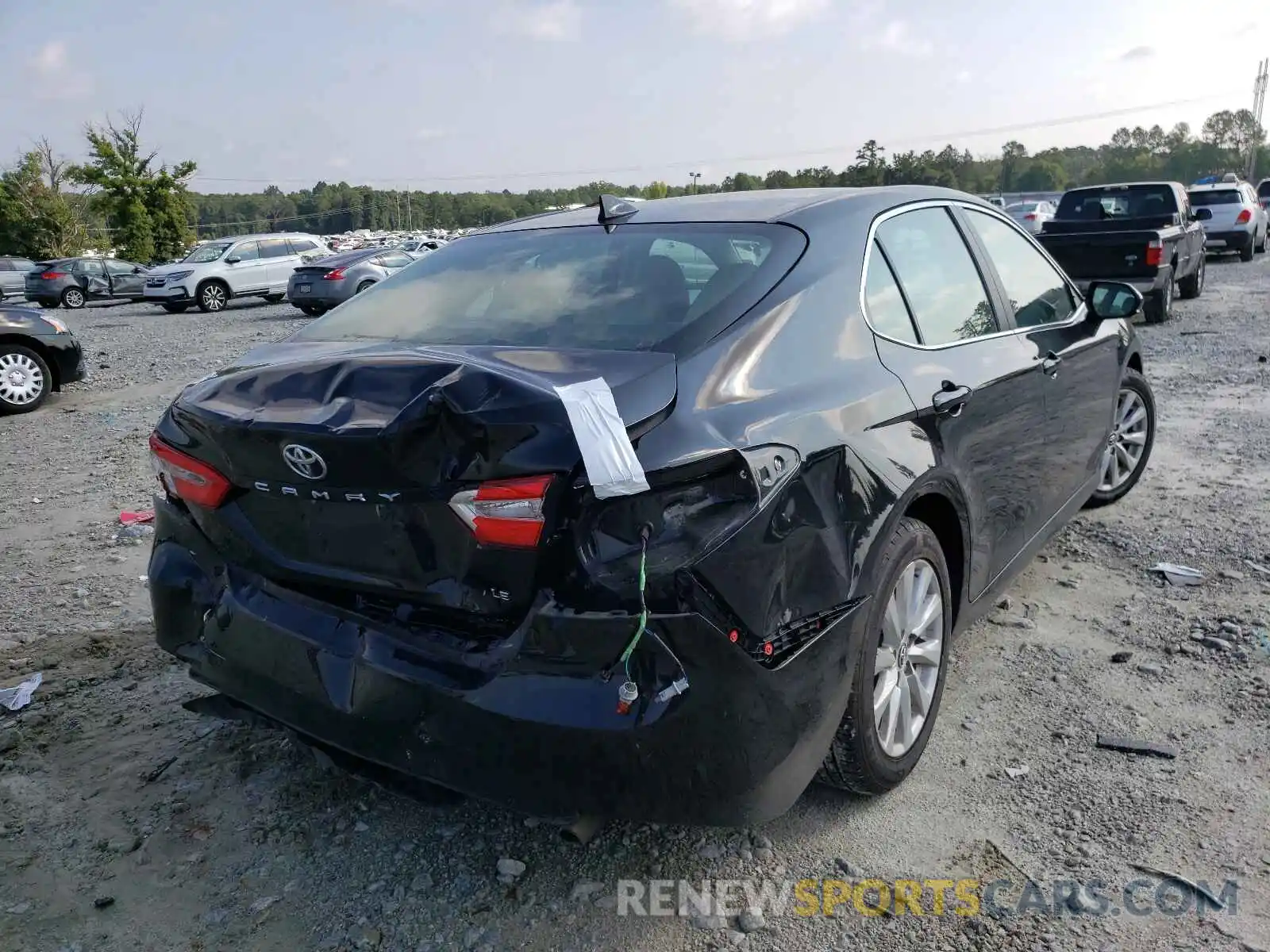 4 Photograph of a damaged car 4T1B11HK6KU819944 TOYOTA CAMRY 2019