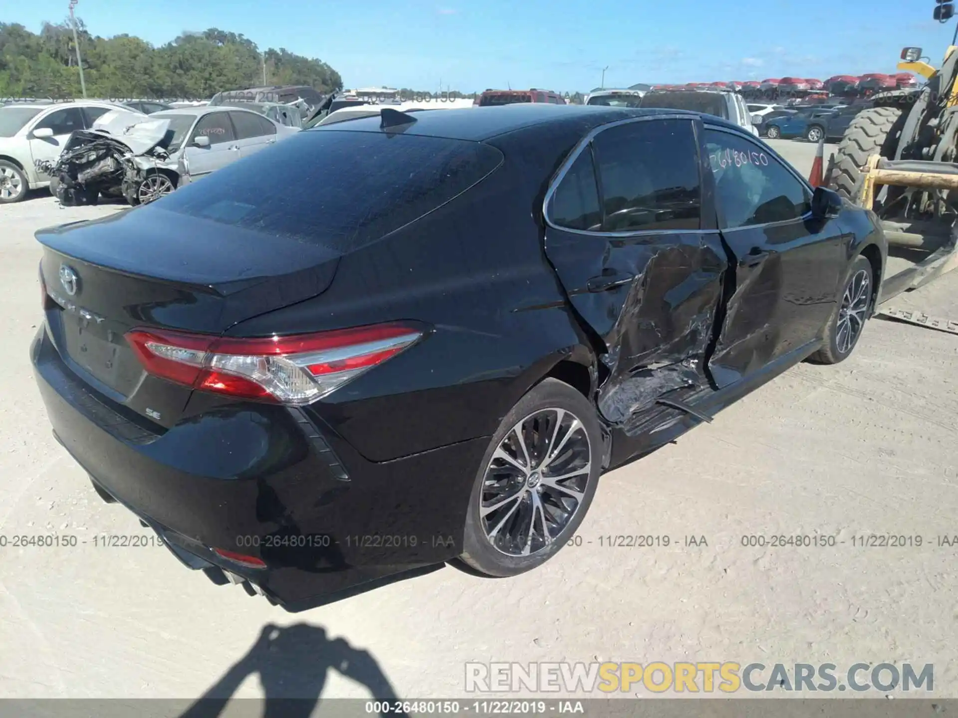 4 Фотография поврежденного автомобиля 4T1B11HK6KU822858 TOYOTA CAMRY 2019