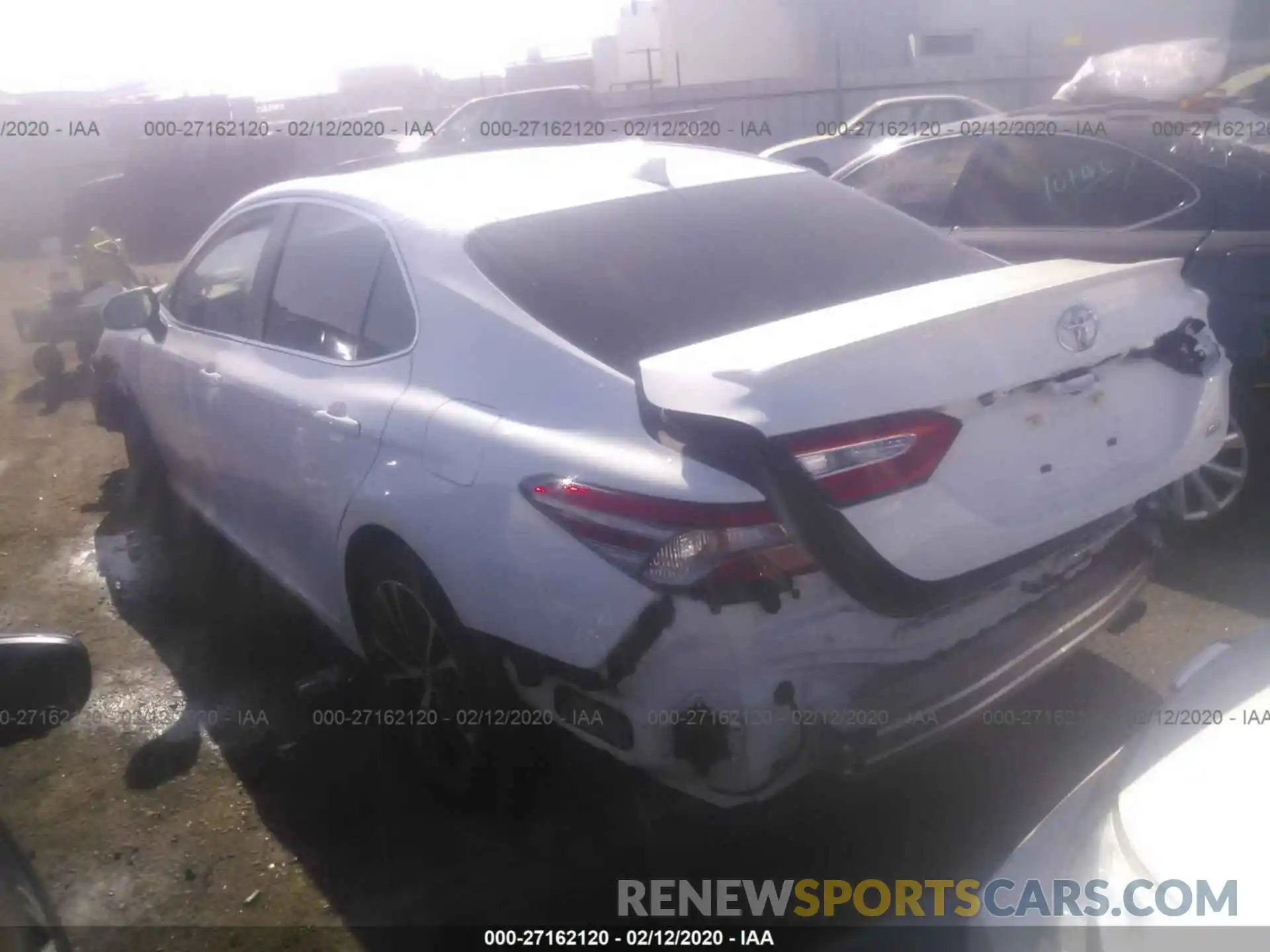 3 Photograph of a damaged car 4T1B11HK6KU822925 TOYOTA CAMRY 2019