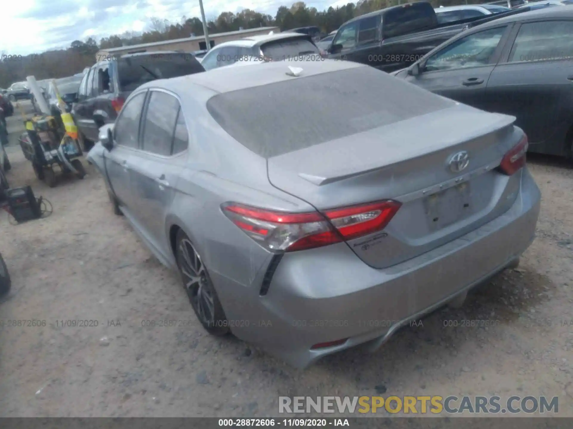 3 Photograph of a damaged car 4T1B11HK6KU824139 TOYOTA CAMRY 2019