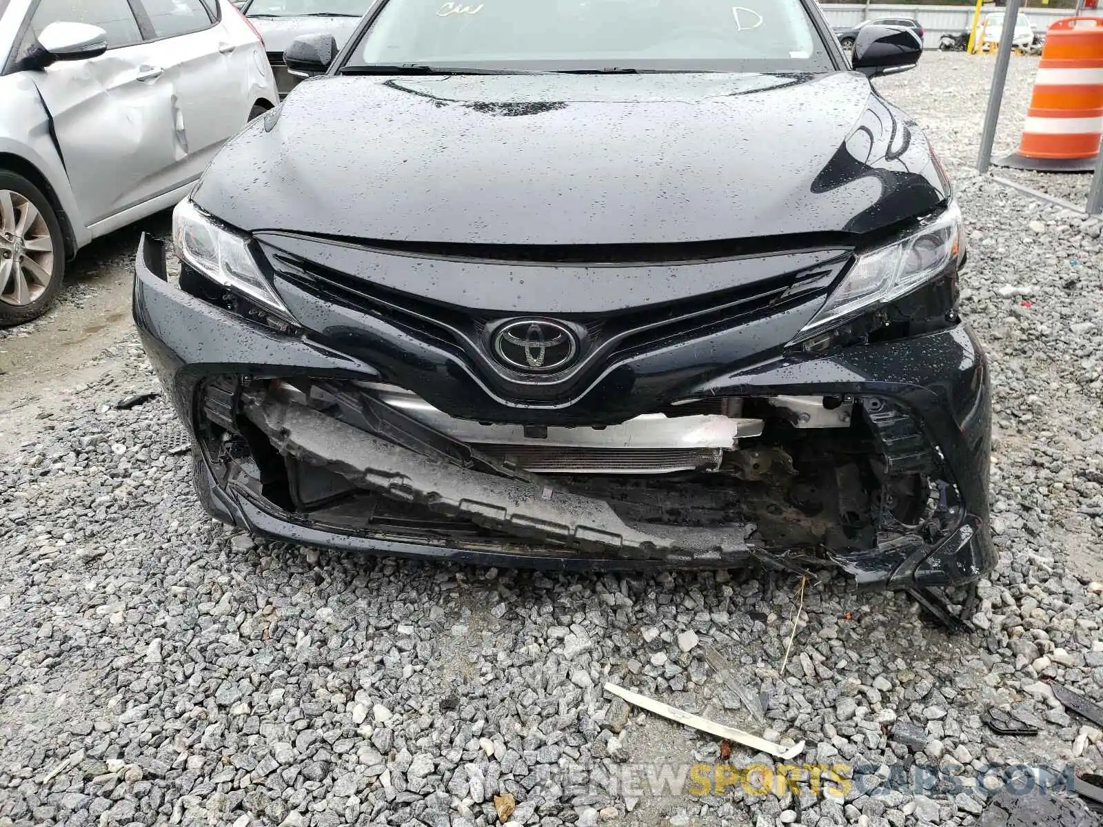 9 Photograph of a damaged car 4T1B11HK6KU824559 TOYOTA CAMRY 2019