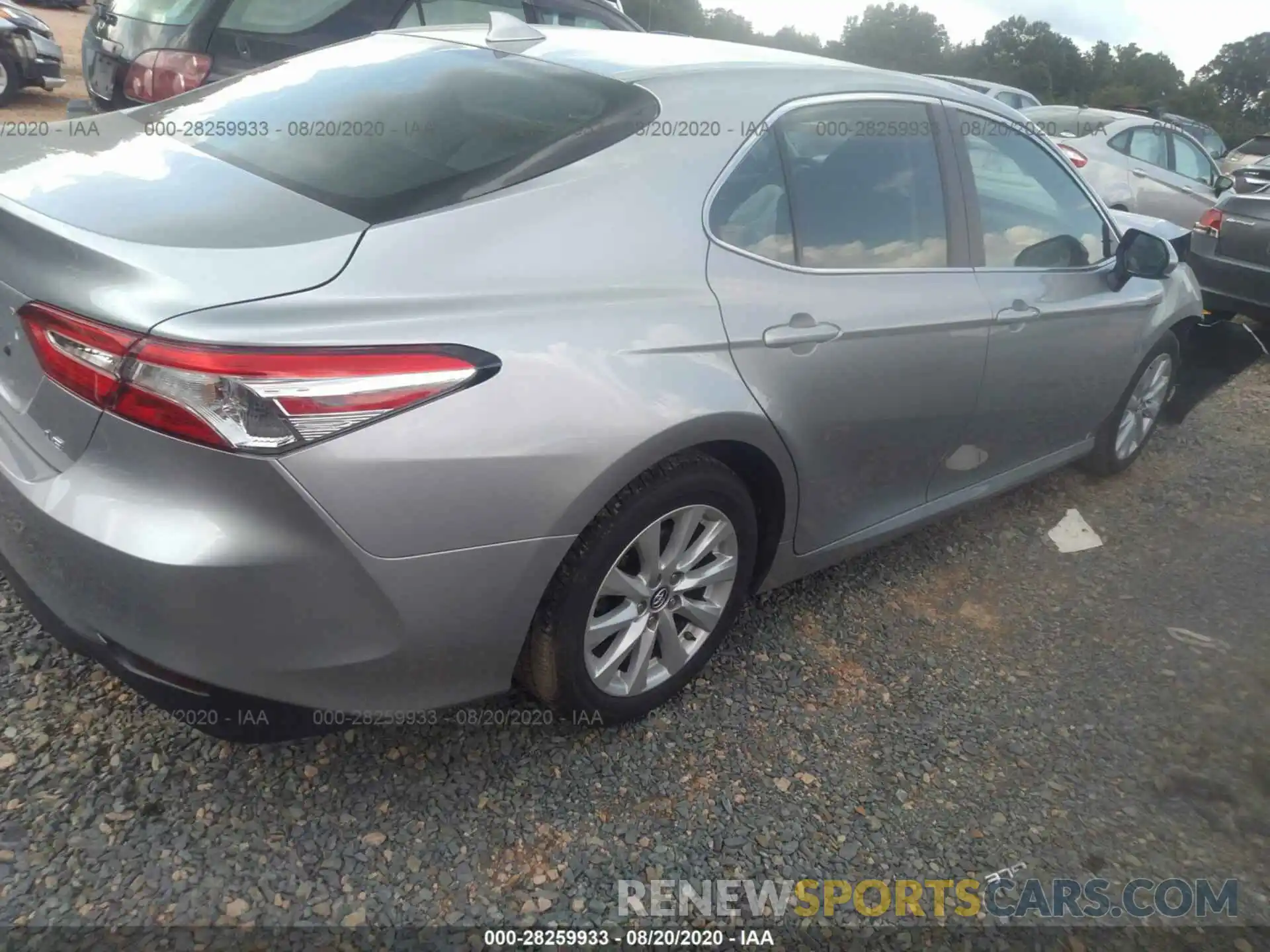 4 Photograph of a damaged car 4T1B11HK6KU826683 TOYOTA CAMRY 2019