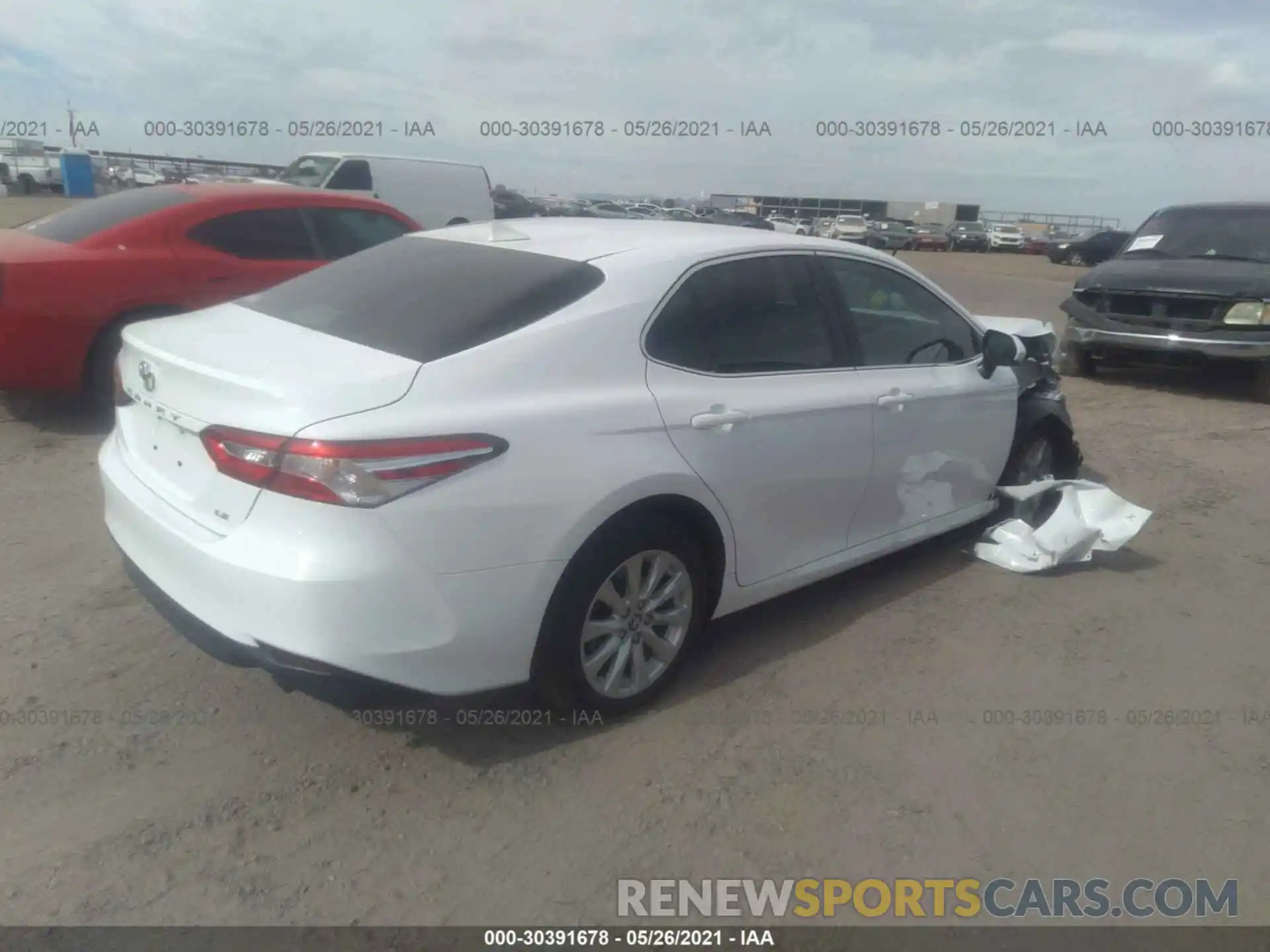 4 Photograph of a damaged car 4T1B11HK6KU828255 TOYOTA CAMRY 2019