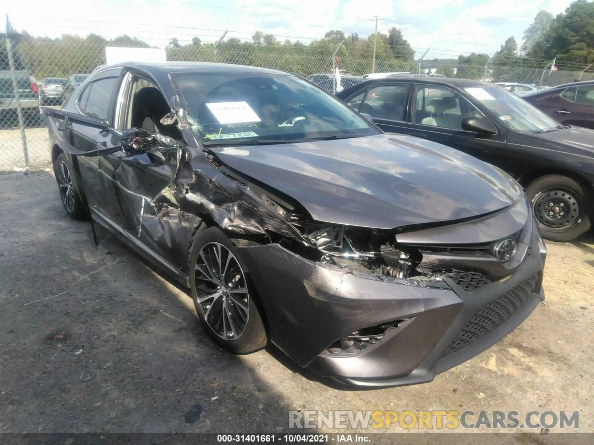 1 Photograph of a damaged car 4T1B11HK6KU828739 TOYOTA CAMRY 2019