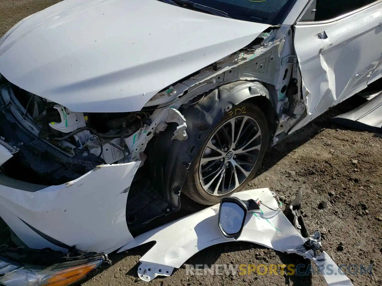 9 Photograph of a damaged car 4T1B11HK6KU828997 TOYOTA CAMRY 2019