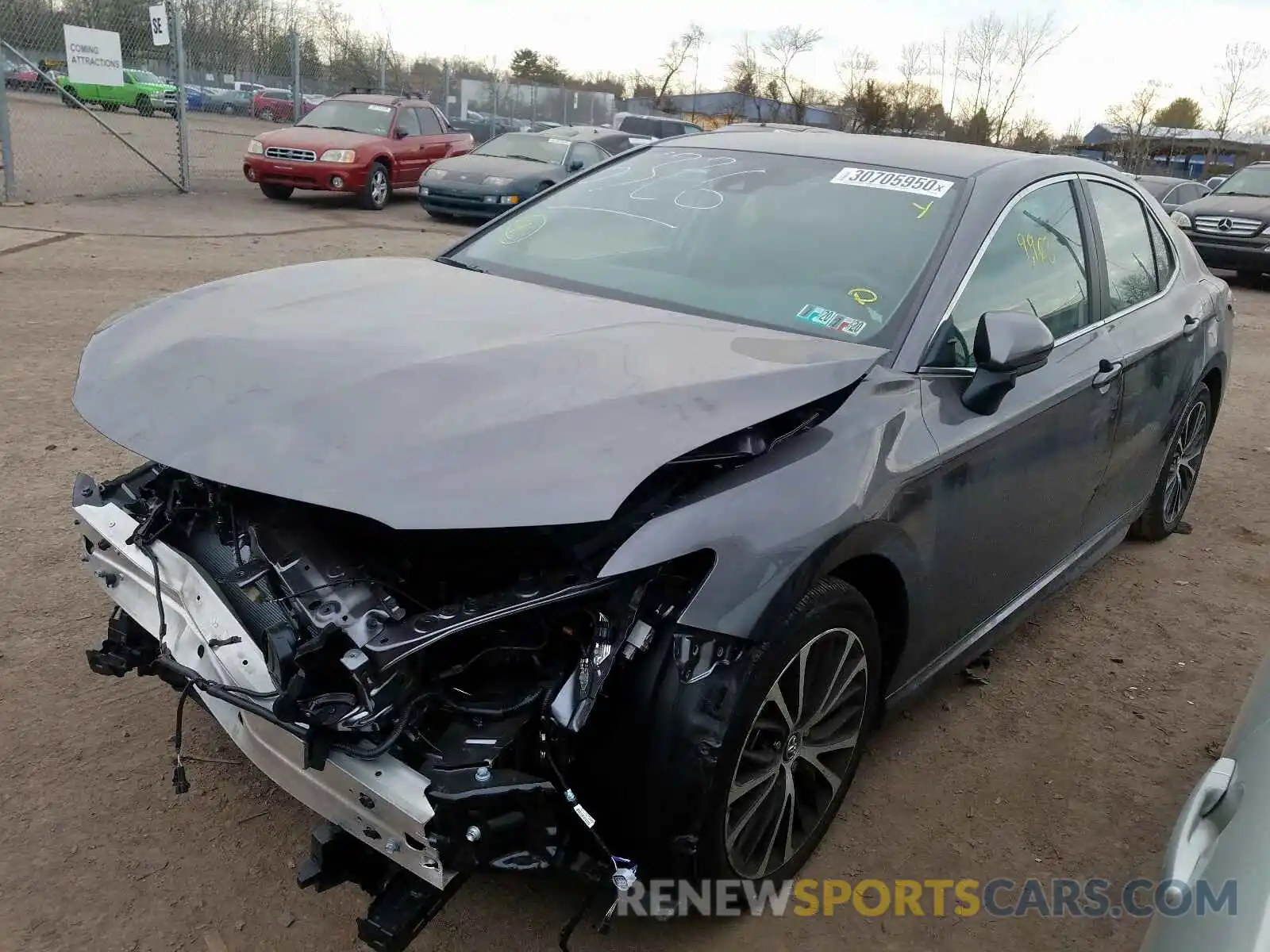 2 Photograph of a damaged car 4T1B11HK6KU829096 TOYOTA CAMRY 2019