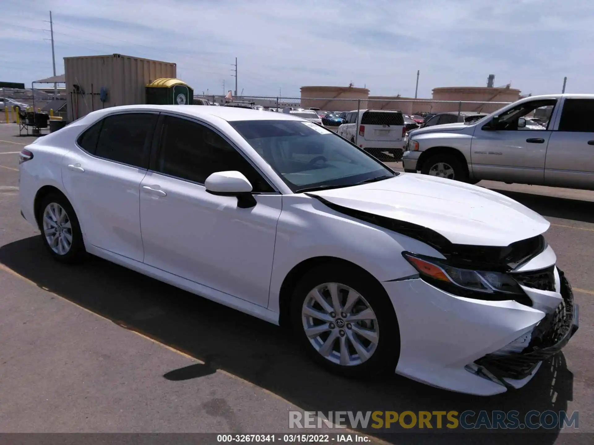 1 Photograph of a damaged car 4T1B11HK6KU829387 TOYOTA CAMRY 2019