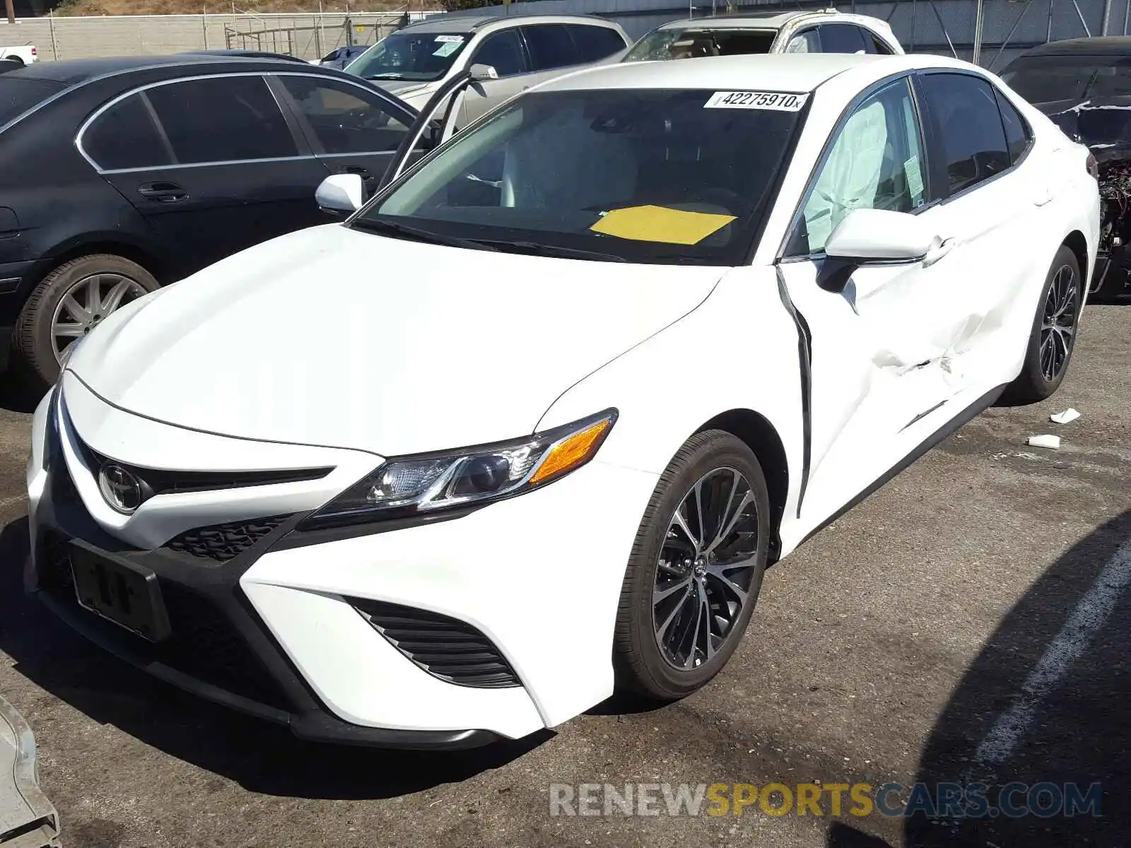 2 Photograph of a damaged car 4T1B11HK6KU830037 TOYOTA CAMRY 2019