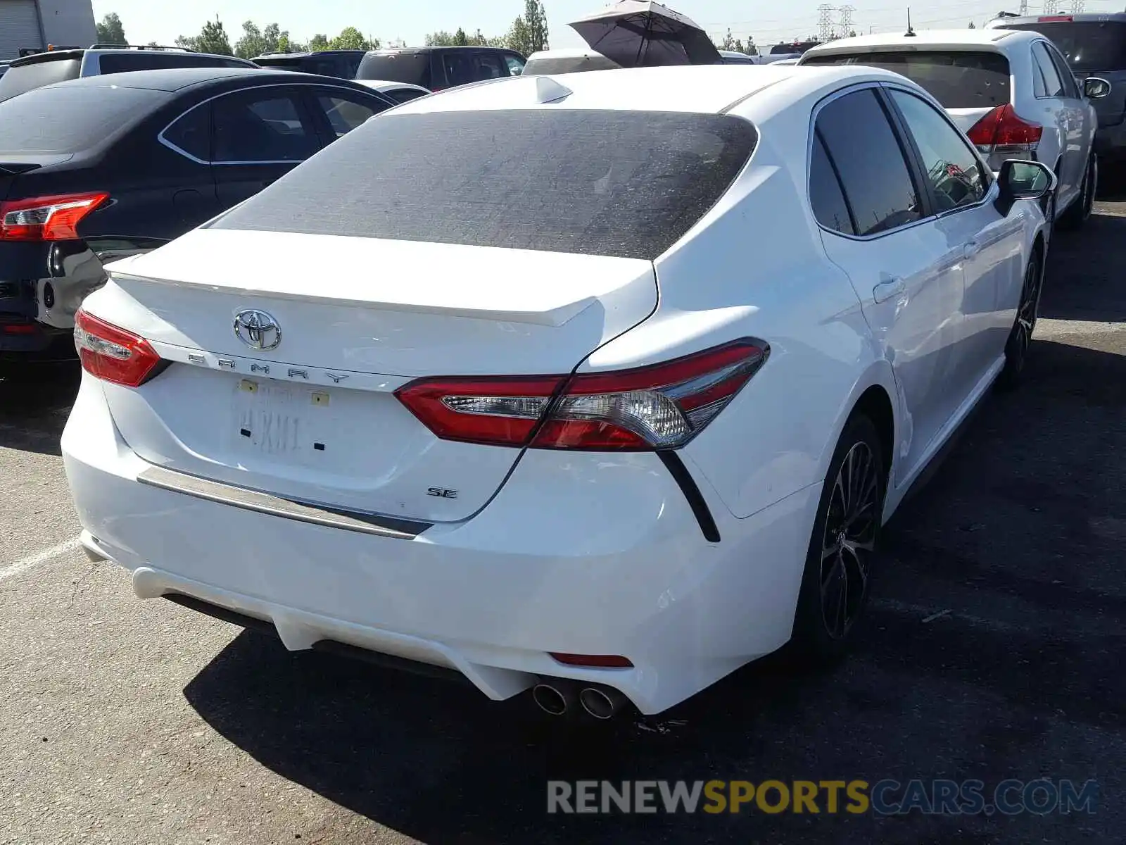 4 Photograph of a damaged car 4T1B11HK6KU830037 TOYOTA CAMRY 2019