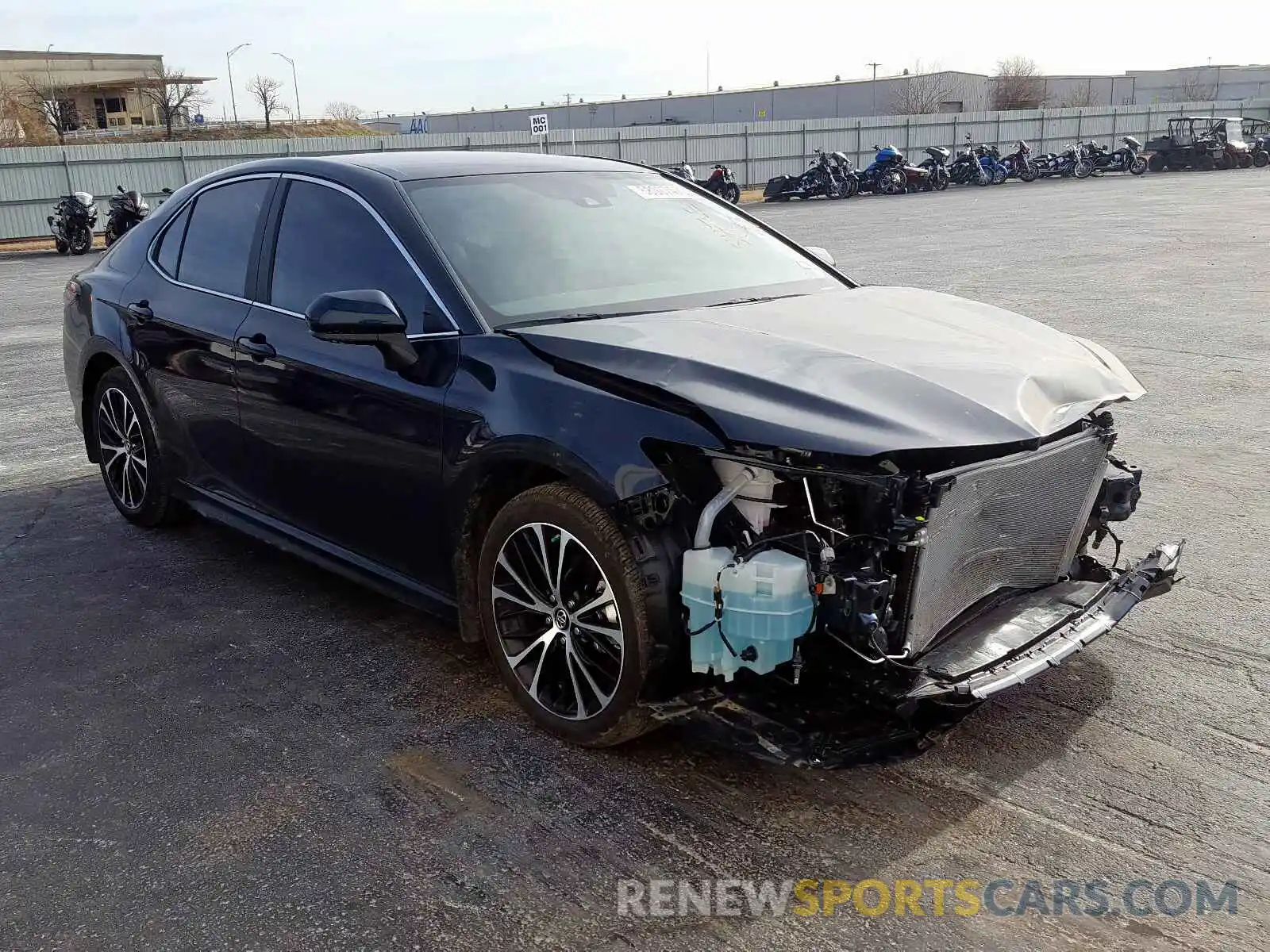 1 Photograph of a damaged car 4T1B11HK6KU830524 TOYOTA CAMRY 2019