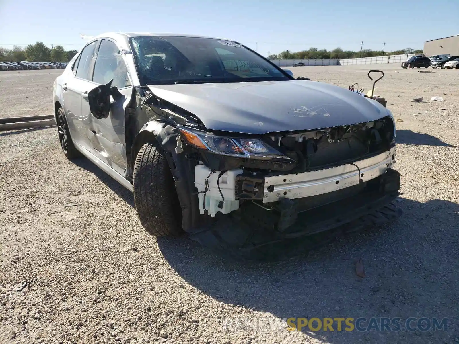 9 Photograph of a damaged car 4T1B11HK6KU831995 TOYOTA CAMRY 2019