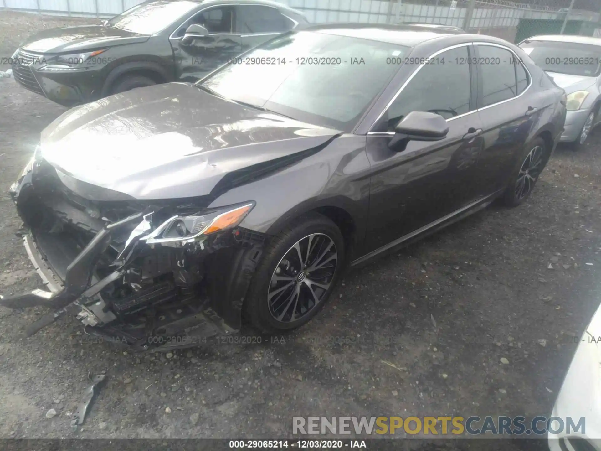 2 Photograph of a damaged car 4T1B11HK6KU832774 TOYOTA CAMRY 2019