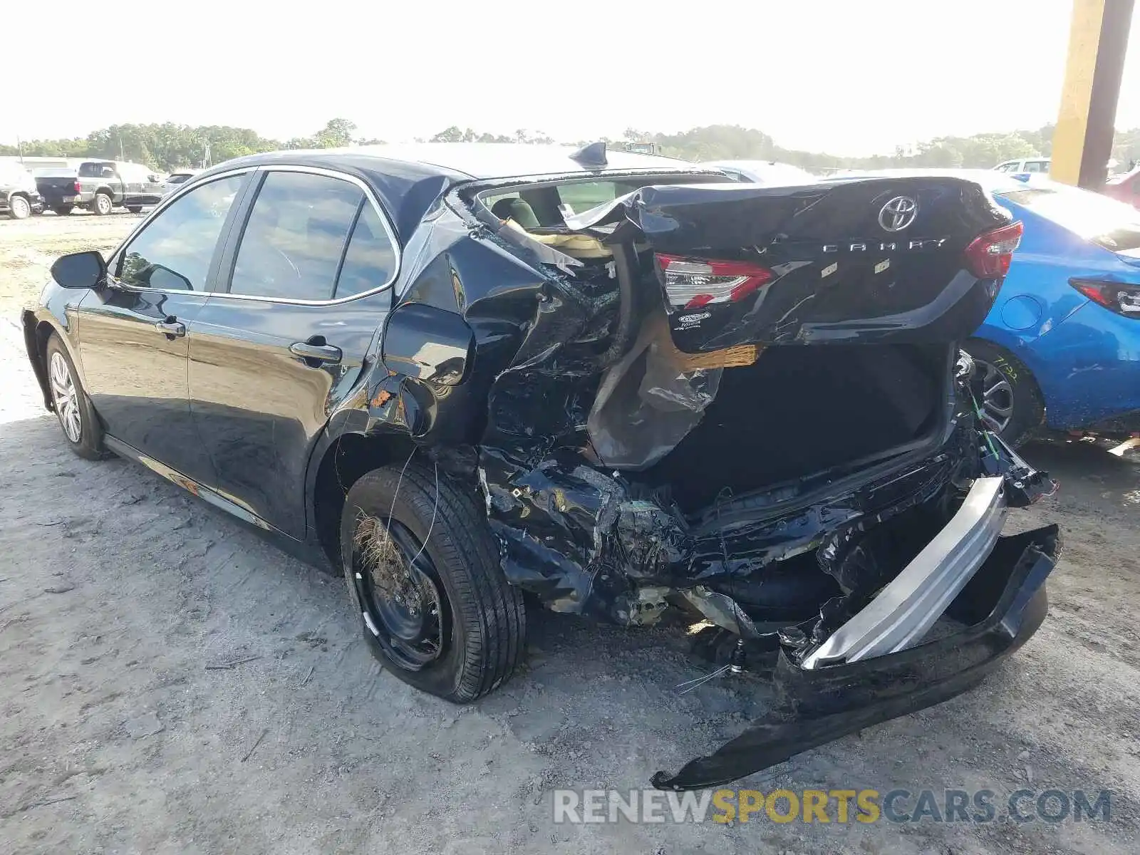 3 Photograph of a damaged car 4T1B11HK6KU836064 TOYOTA CAMRY 2019