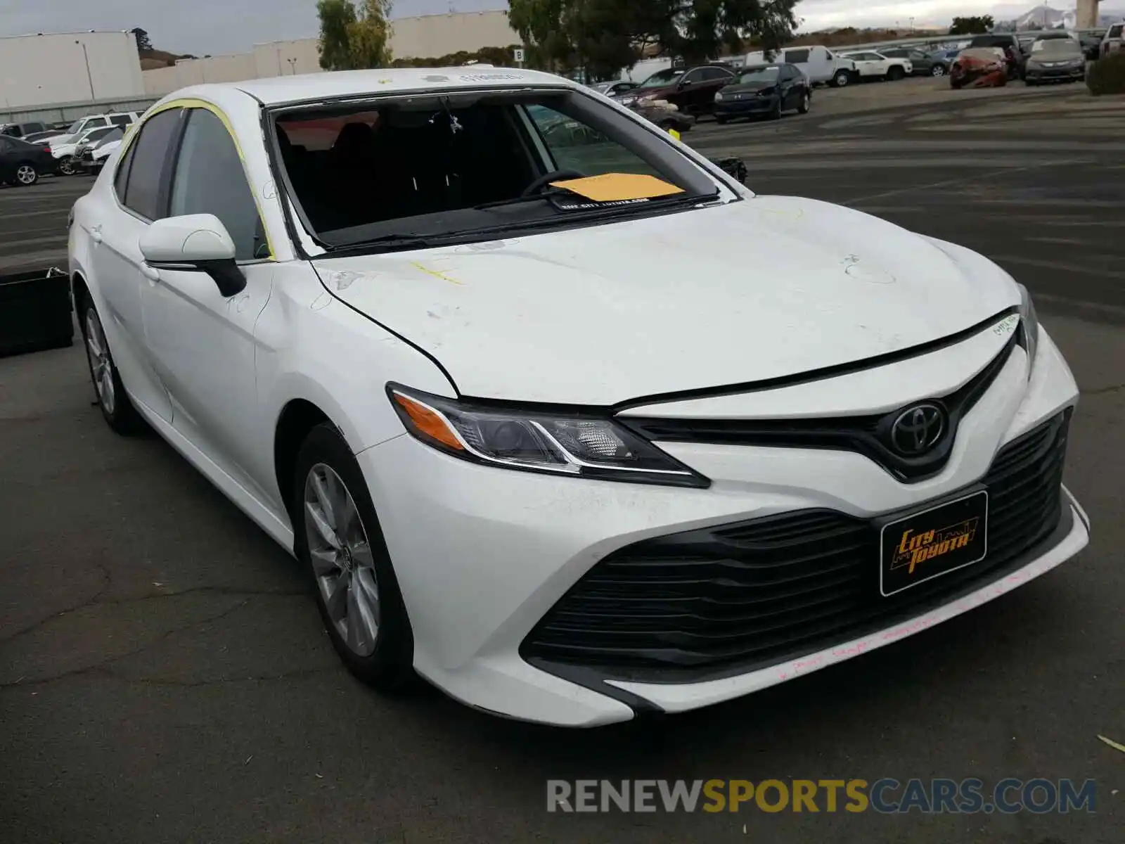 1 Photograph of a damaged car 4T1B11HK6KU836288 TOYOTA CAMRY 2019