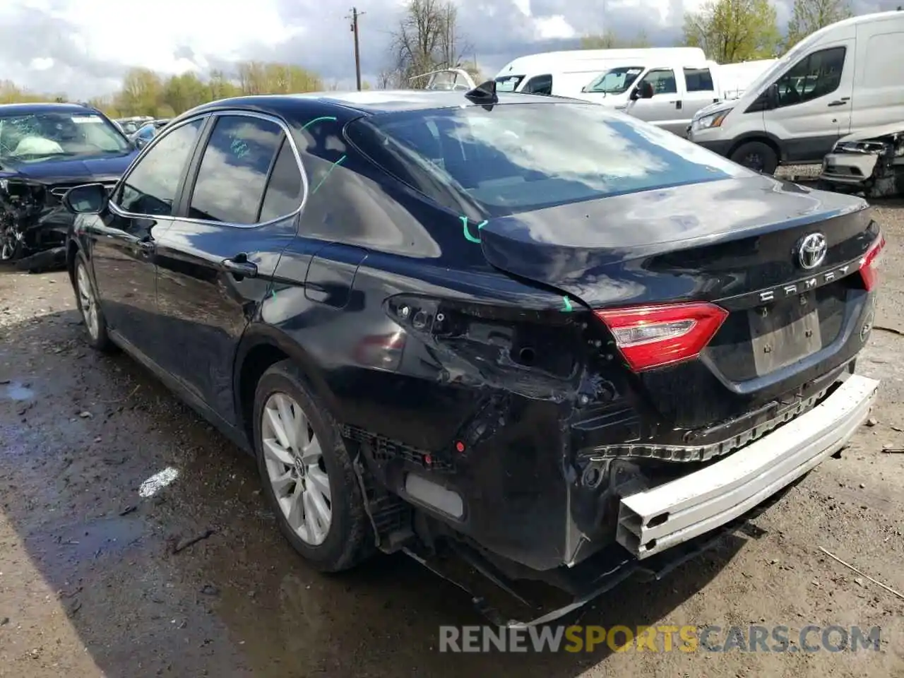 3 Photograph of a damaged car 4T1B11HK6KU836887 TOYOTA CAMRY 2019