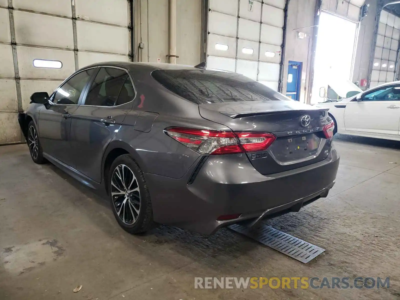 3 Photograph of a damaged car 4T1B11HK6KU837263 TOYOTA CAMRY 2019