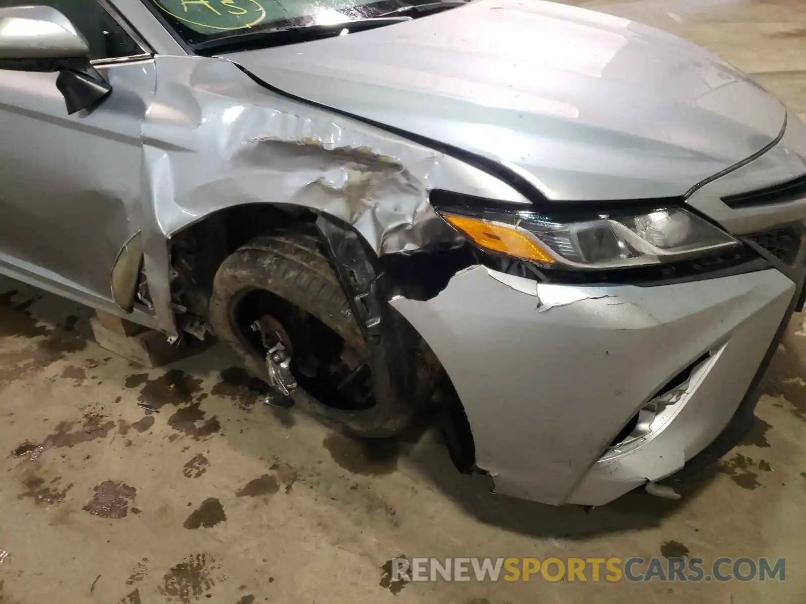 9 Photograph of a damaged car 4T1B11HK6KU838638 TOYOTA CAMRY 2019