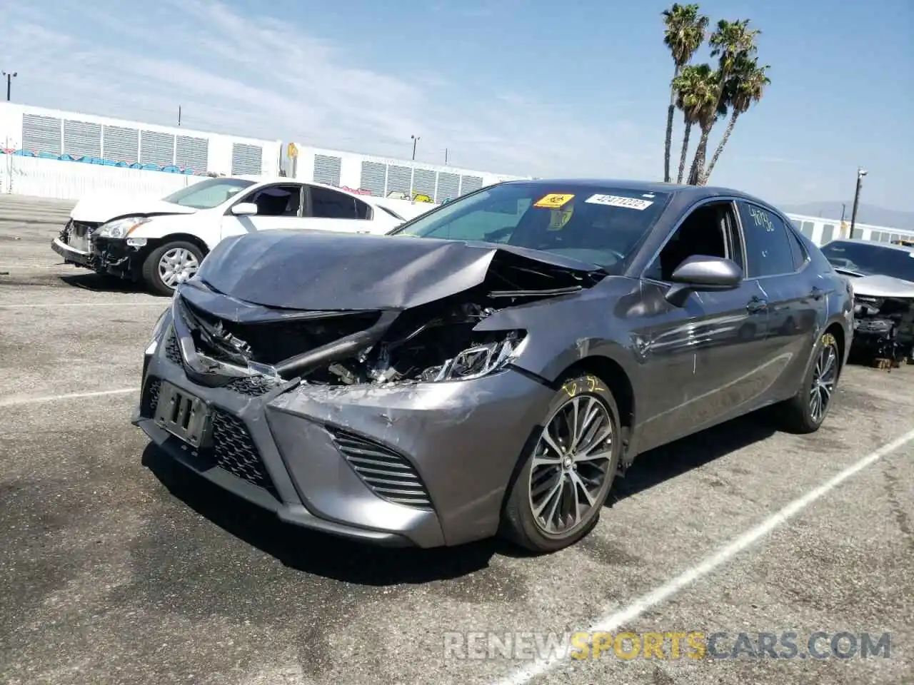 2 Photograph of a damaged car 4T1B11HK6KU838980 TOYOTA CAMRY 2019