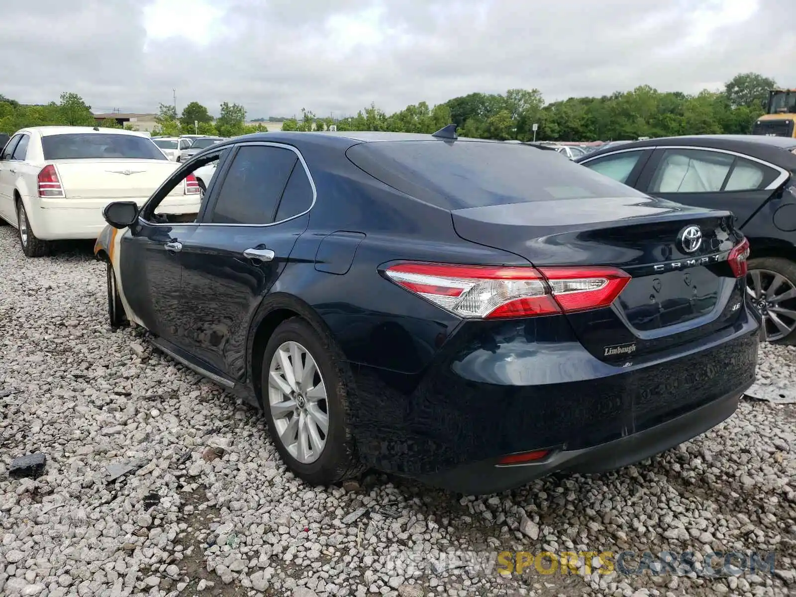 3 Photograph of a damaged car 4T1B11HK6KU844469 TOYOTA CAMRY 2019