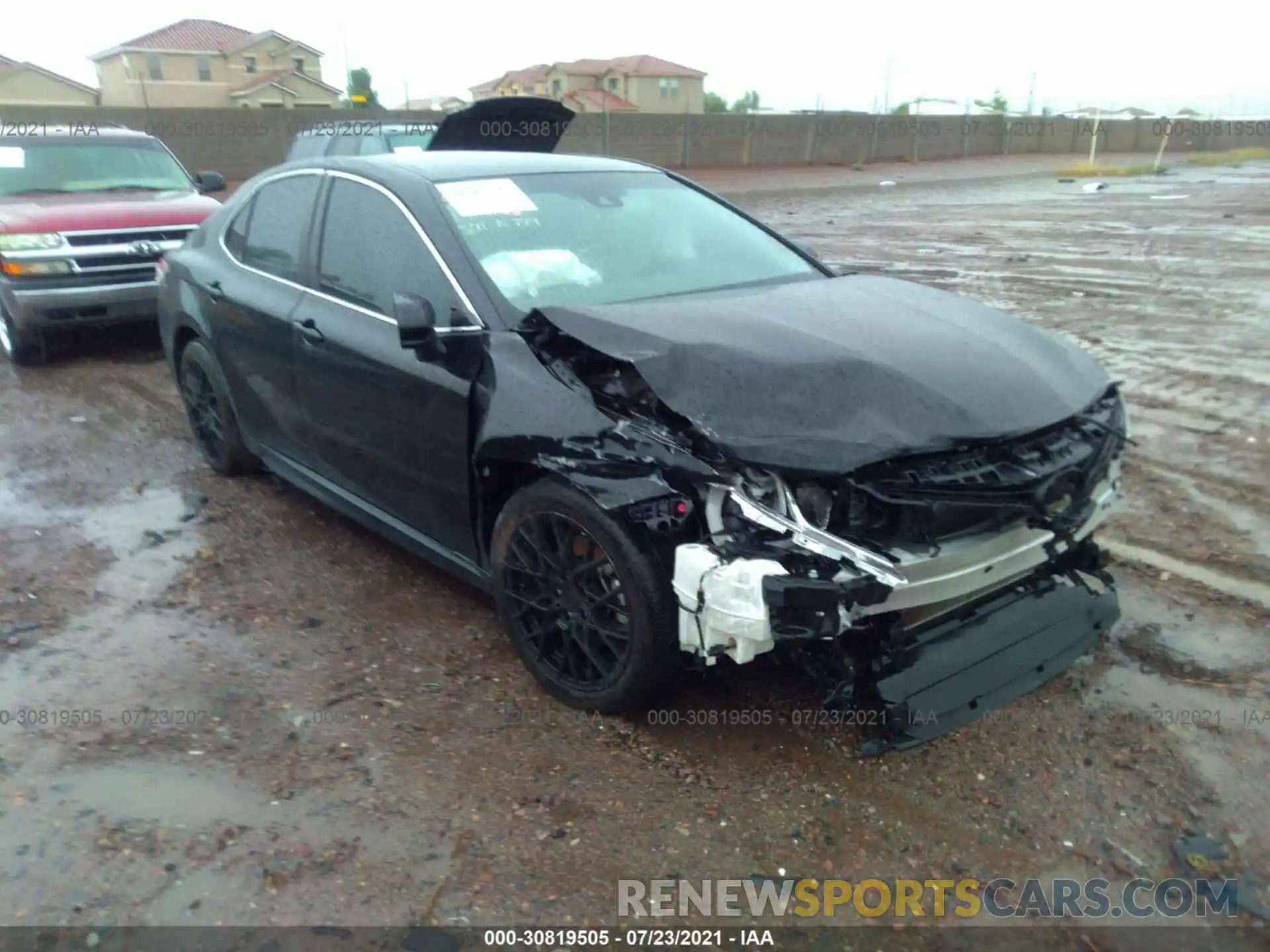 1 Photograph of a damaged car 4T1B11HK6KU844813 TOYOTA CAMRY 2019