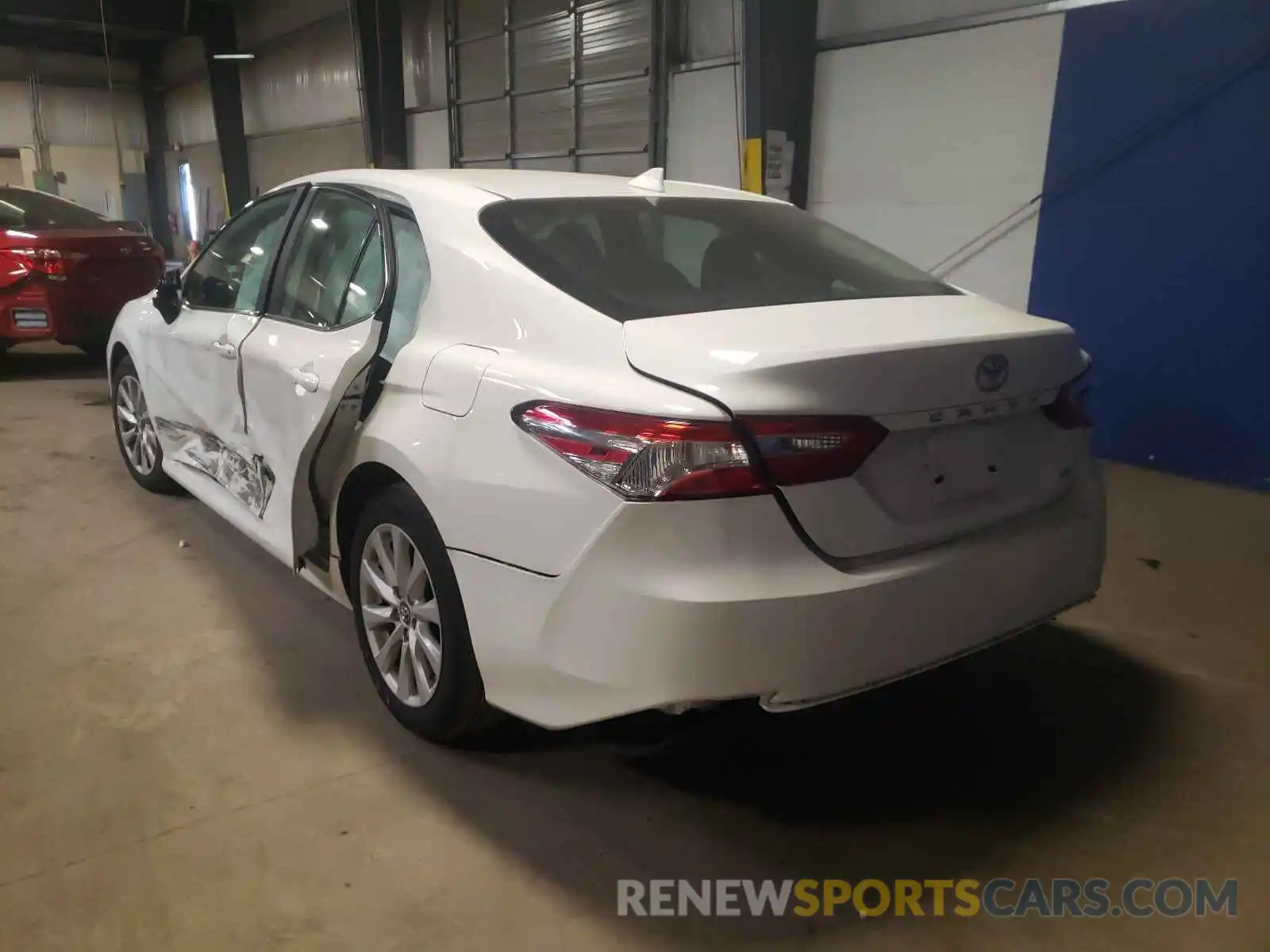 3 Photograph of a damaged car 4T1B11HK6KU845427 TOYOTA CAMRY 2019