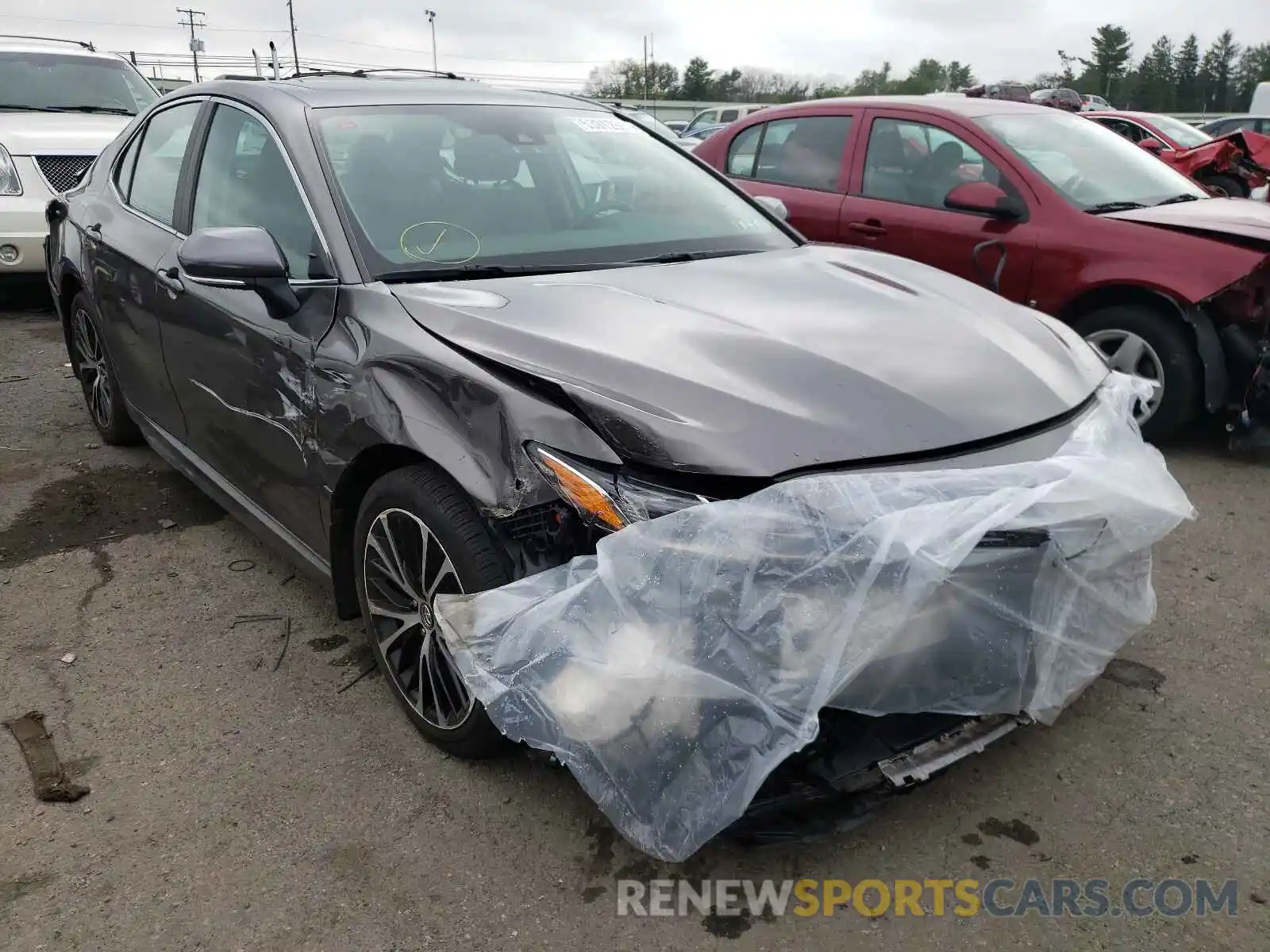 1 Photograph of a damaged car 4T1B11HK6KU846867 TOYOTA CAMRY 2019