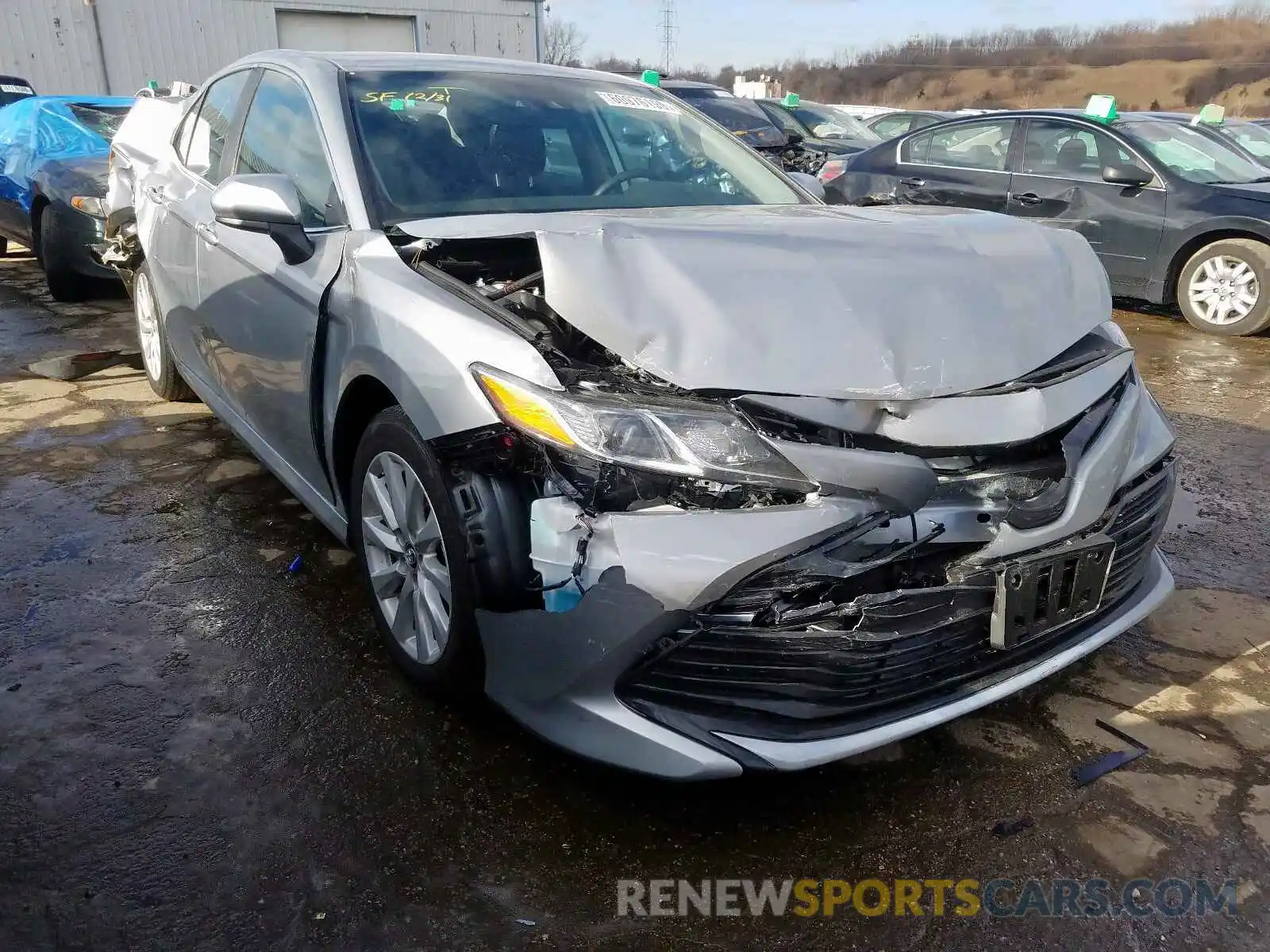 1 Photograph of a damaged car 4T1B11HK6KU847257 TOYOTA CAMRY 2019